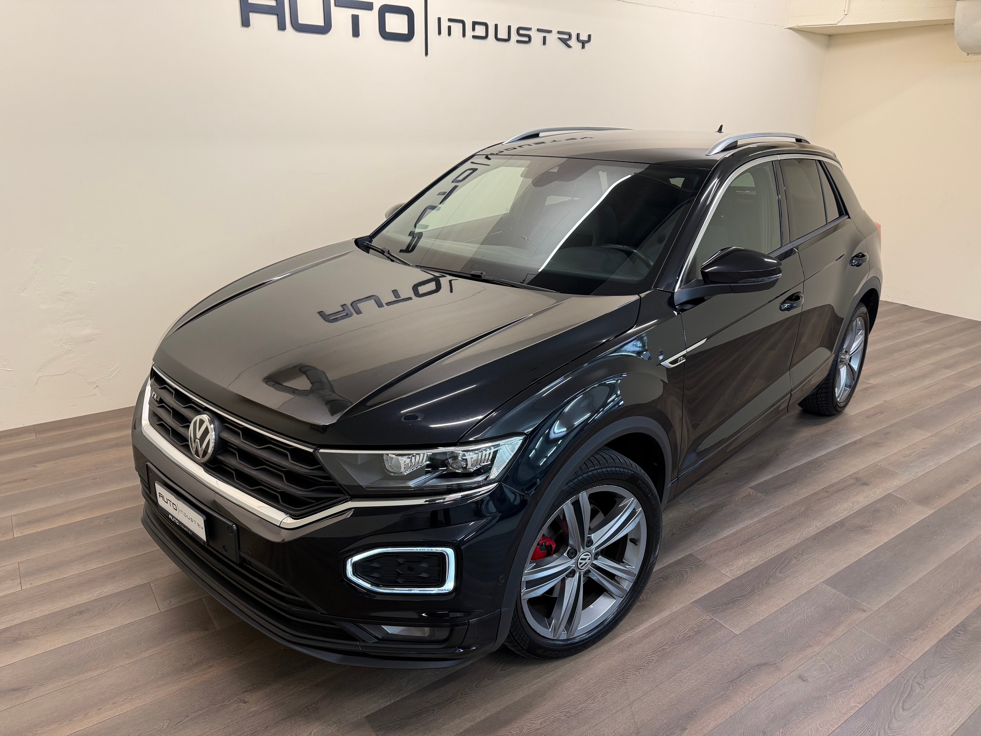 VW T-Roc 1.5 TSI R-Line EVO Sport DSG 4Motion-showroom-element-1