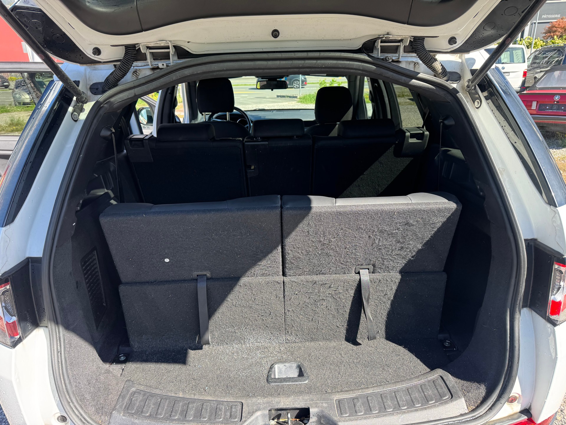 LAND ROVER Discovery Sport 2.0 Si4 SE AT9-image-12