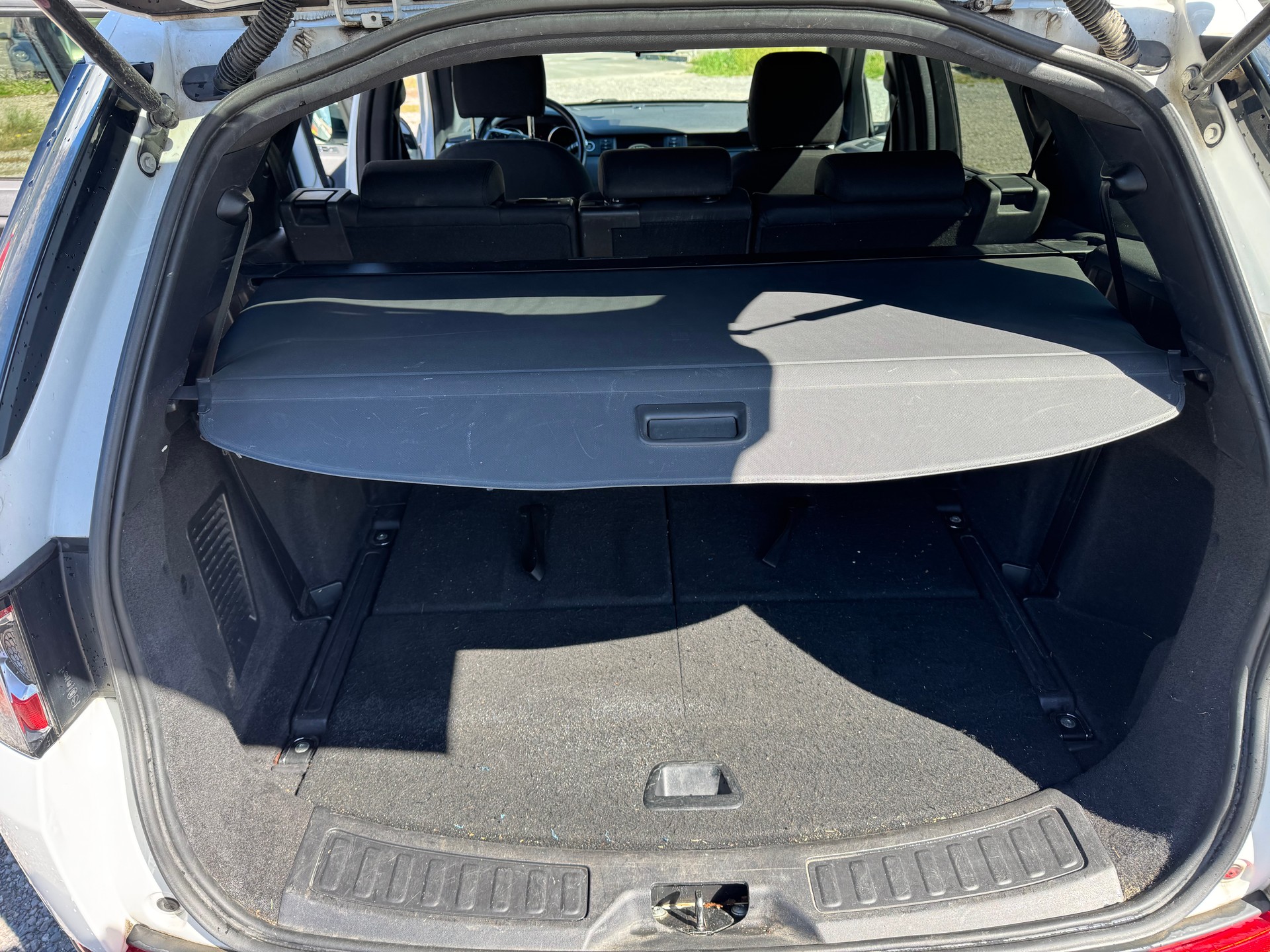 LAND ROVER Discovery Sport 2.0 Si4 SE AT9-image-13