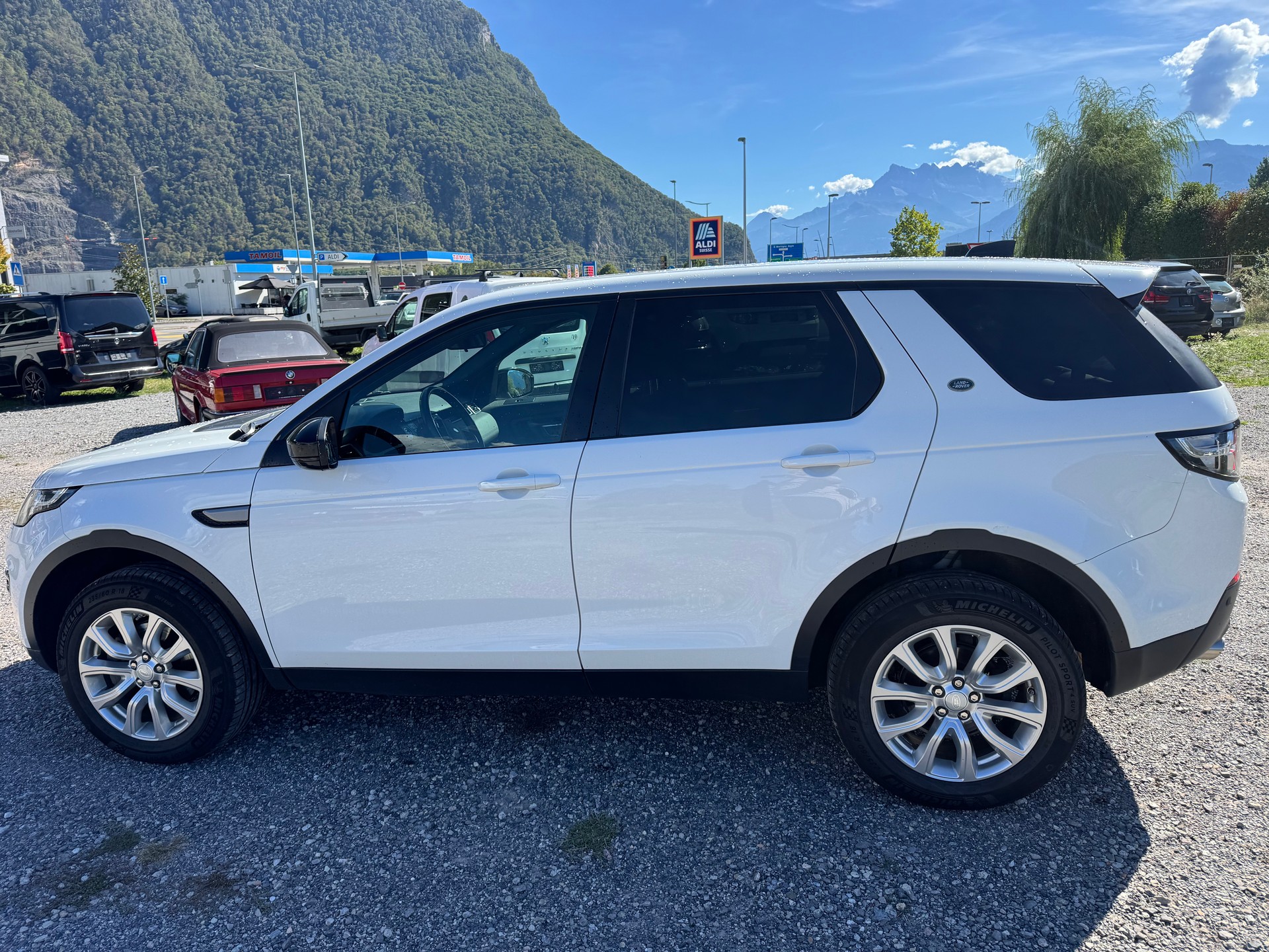 LAND ROVER Discovery Sport 2.0 Si4 SE AT9-image-7