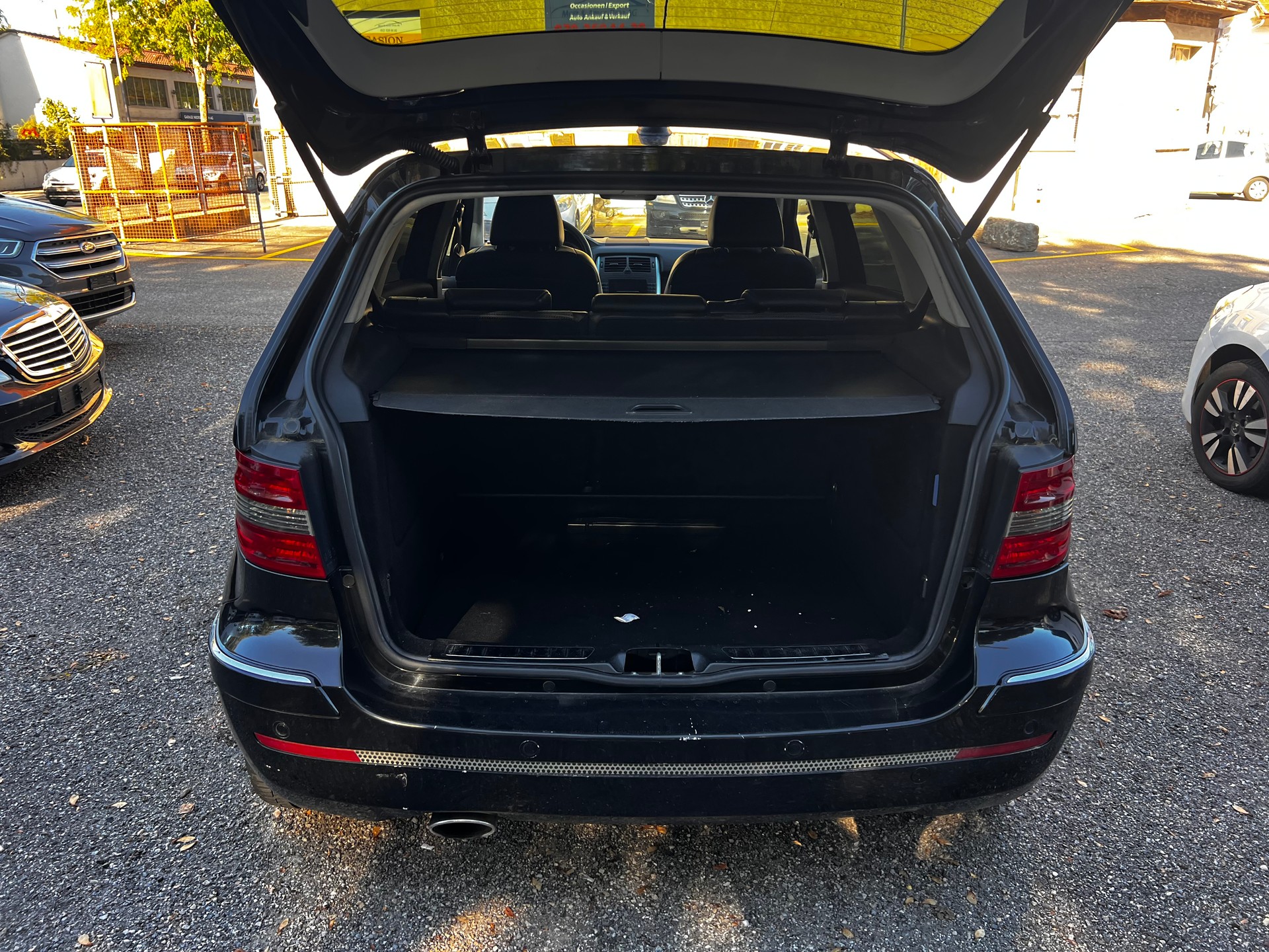 MERCEDES-BENZ B 180 CDI-image-7