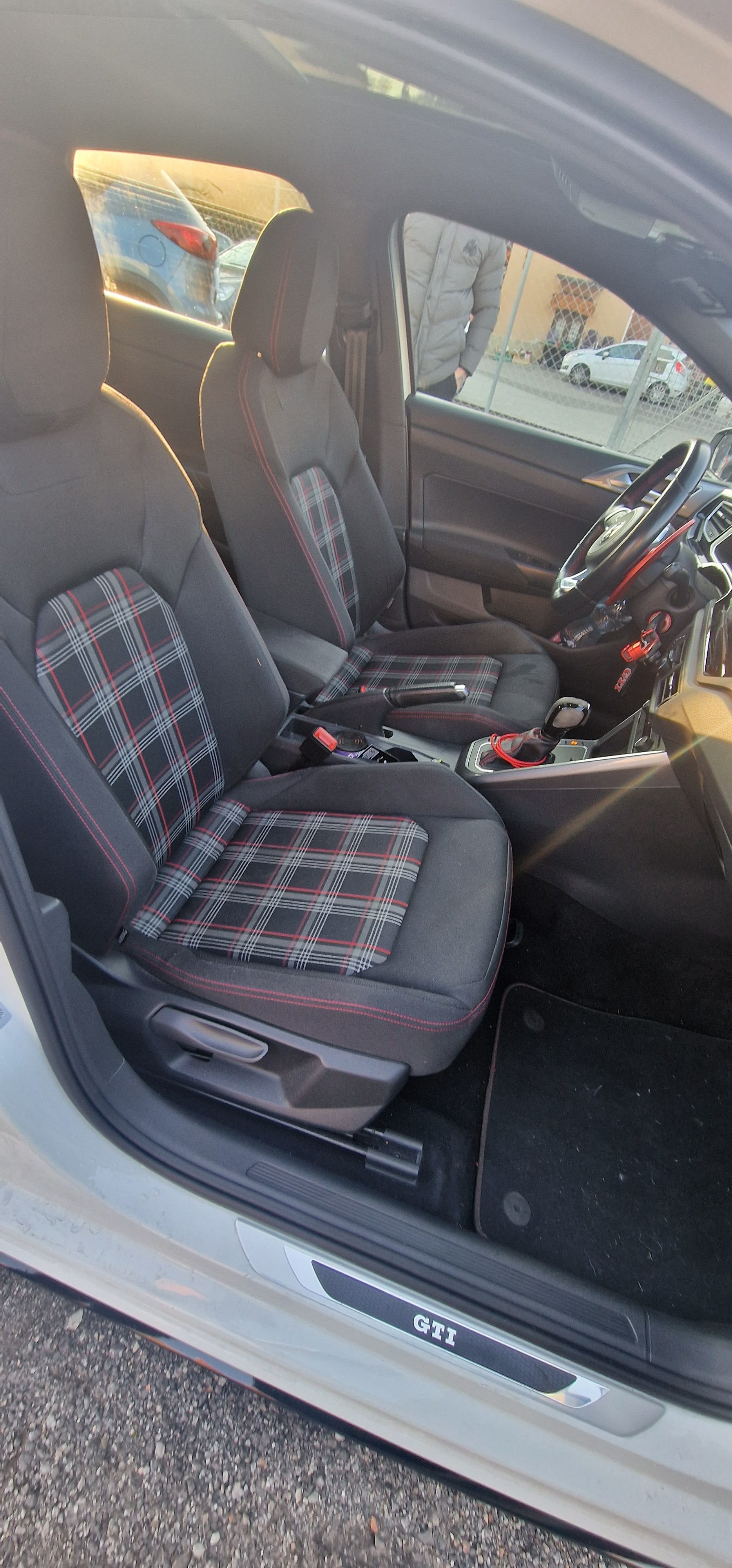 VW Polo 2.0 TSI GTI DSG-image-5
