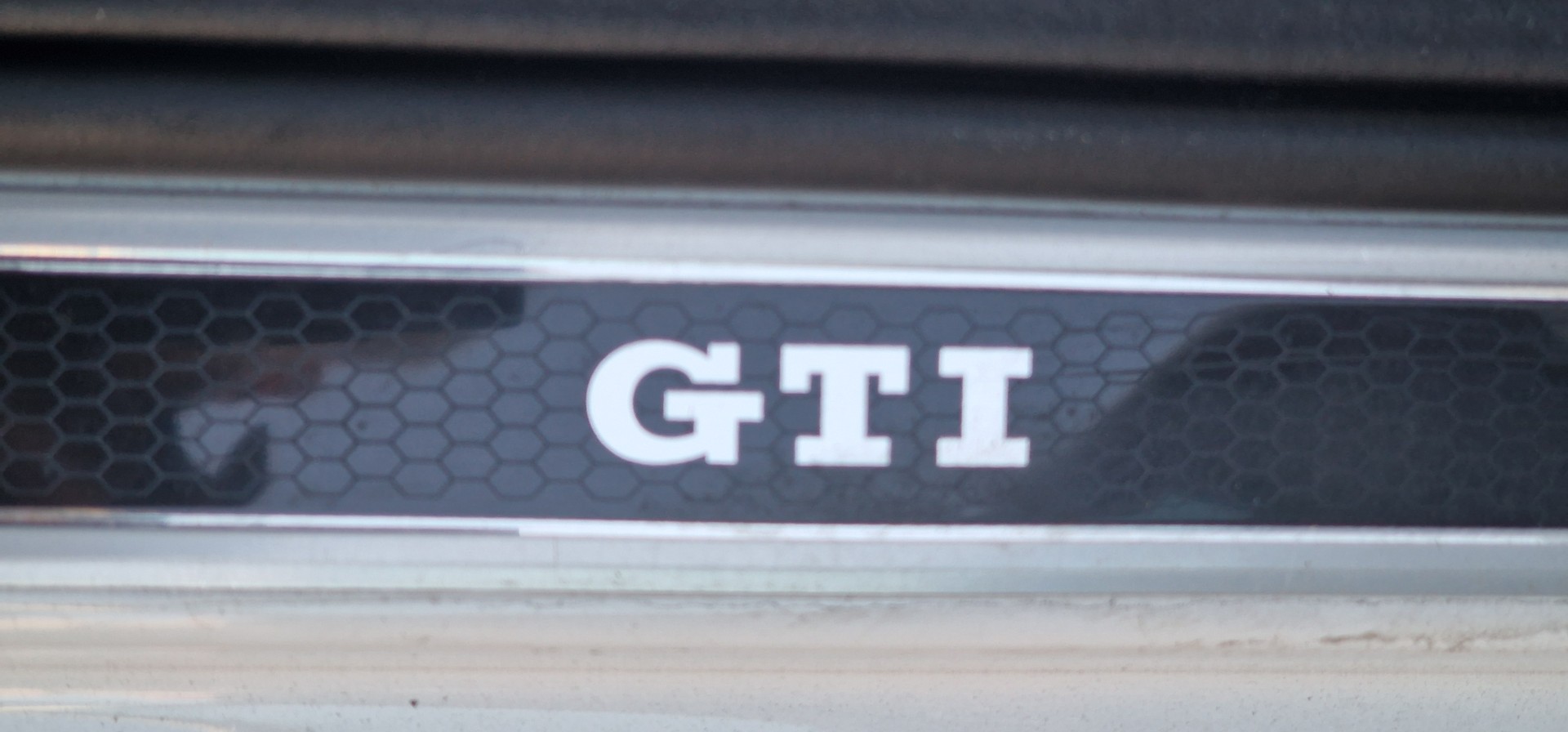 VW Polo 2.0 TSI GTI DSG-image-10