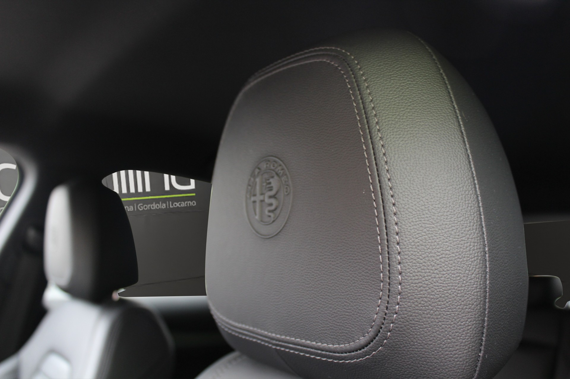 ALFA ROMEO Stelvio 2.0 Q4 280 Veloce-image-13