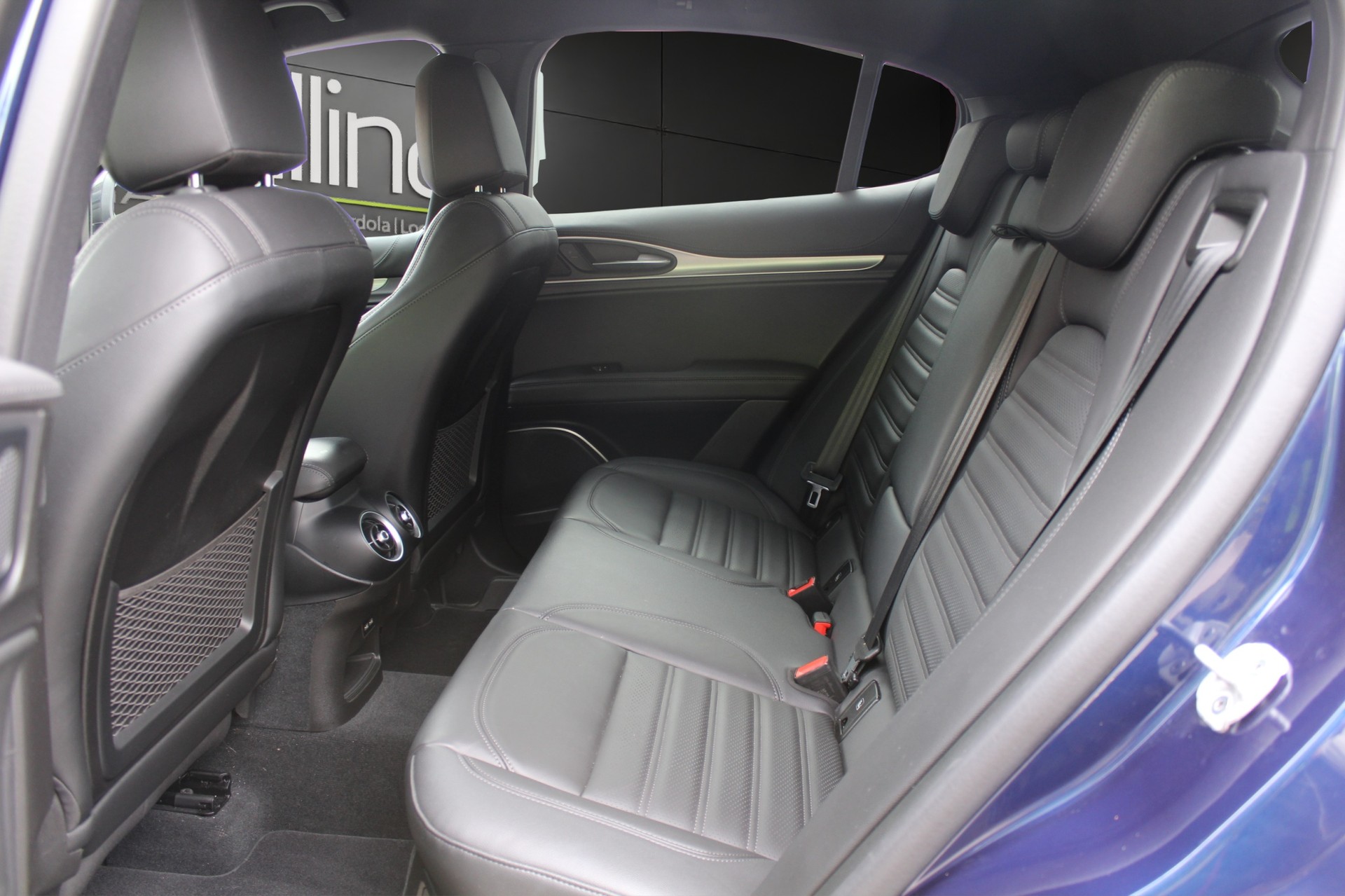 ALFA ROMEO Stelvio 2.0 Q4 280 Veloce-image-10