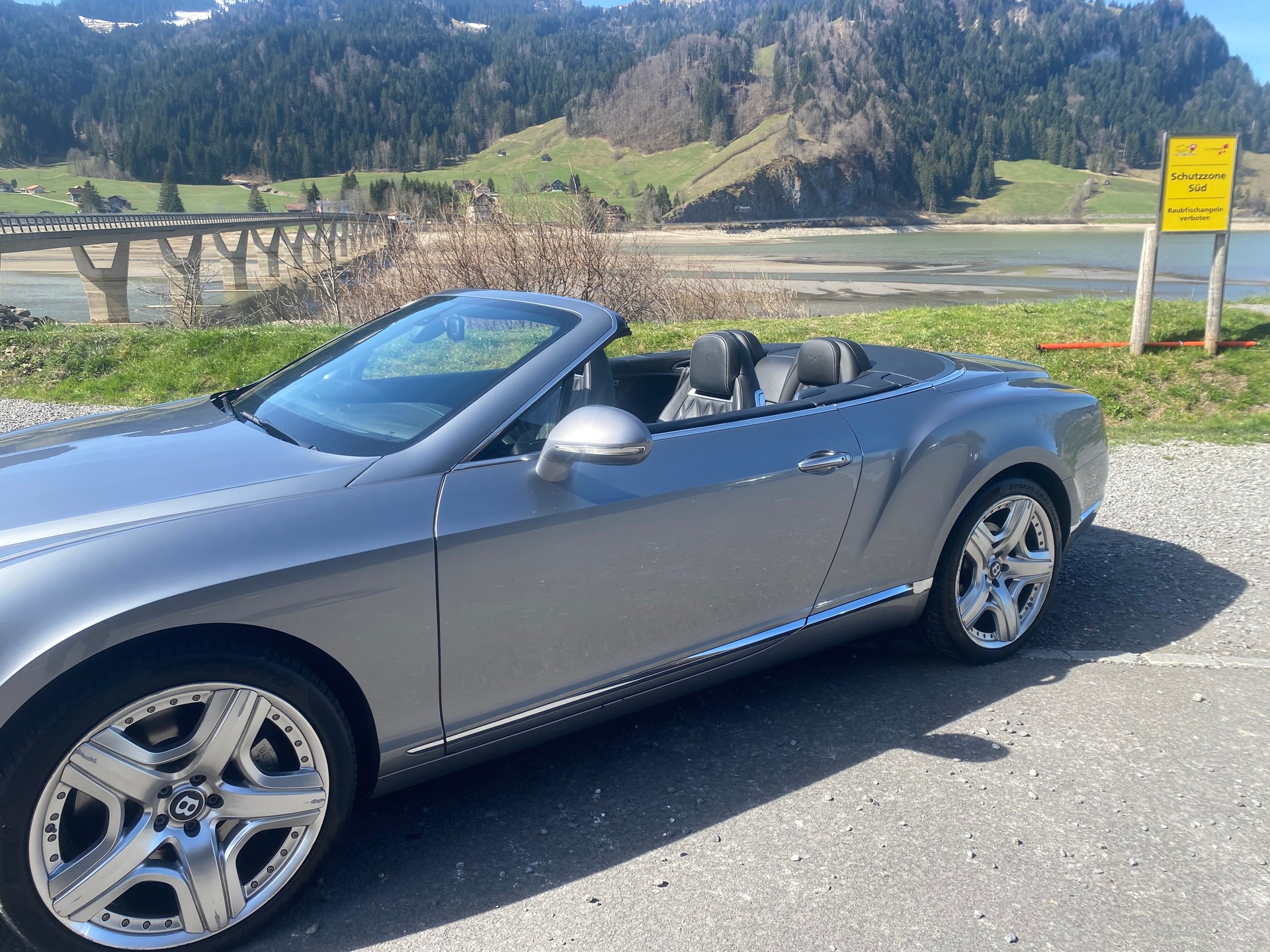 BENTLEY GTC W12