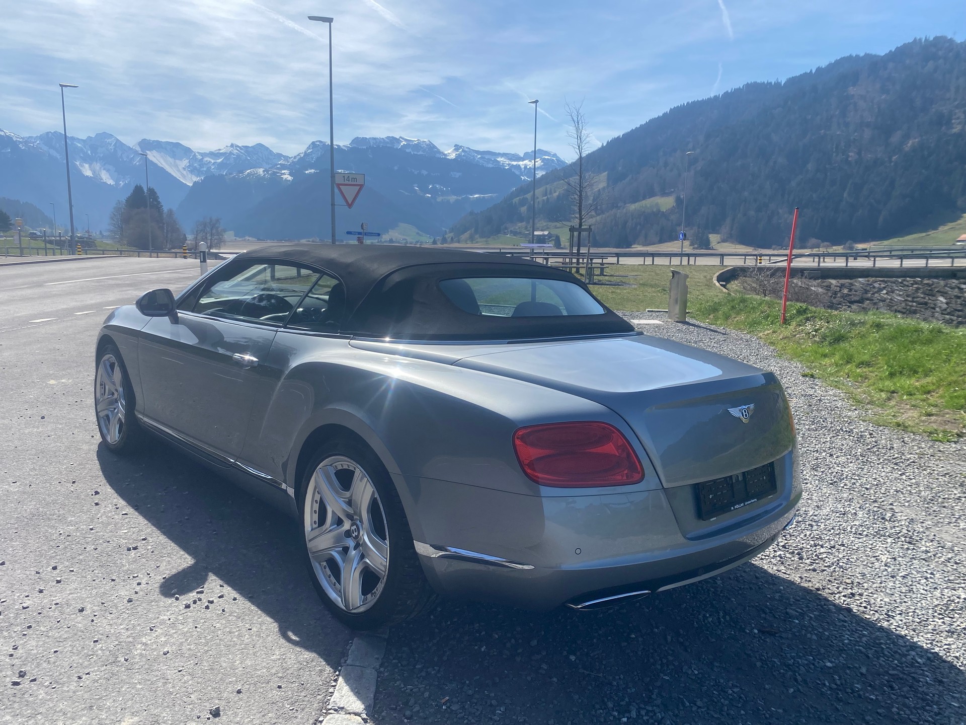 BENTLEY GTC W12-image-4