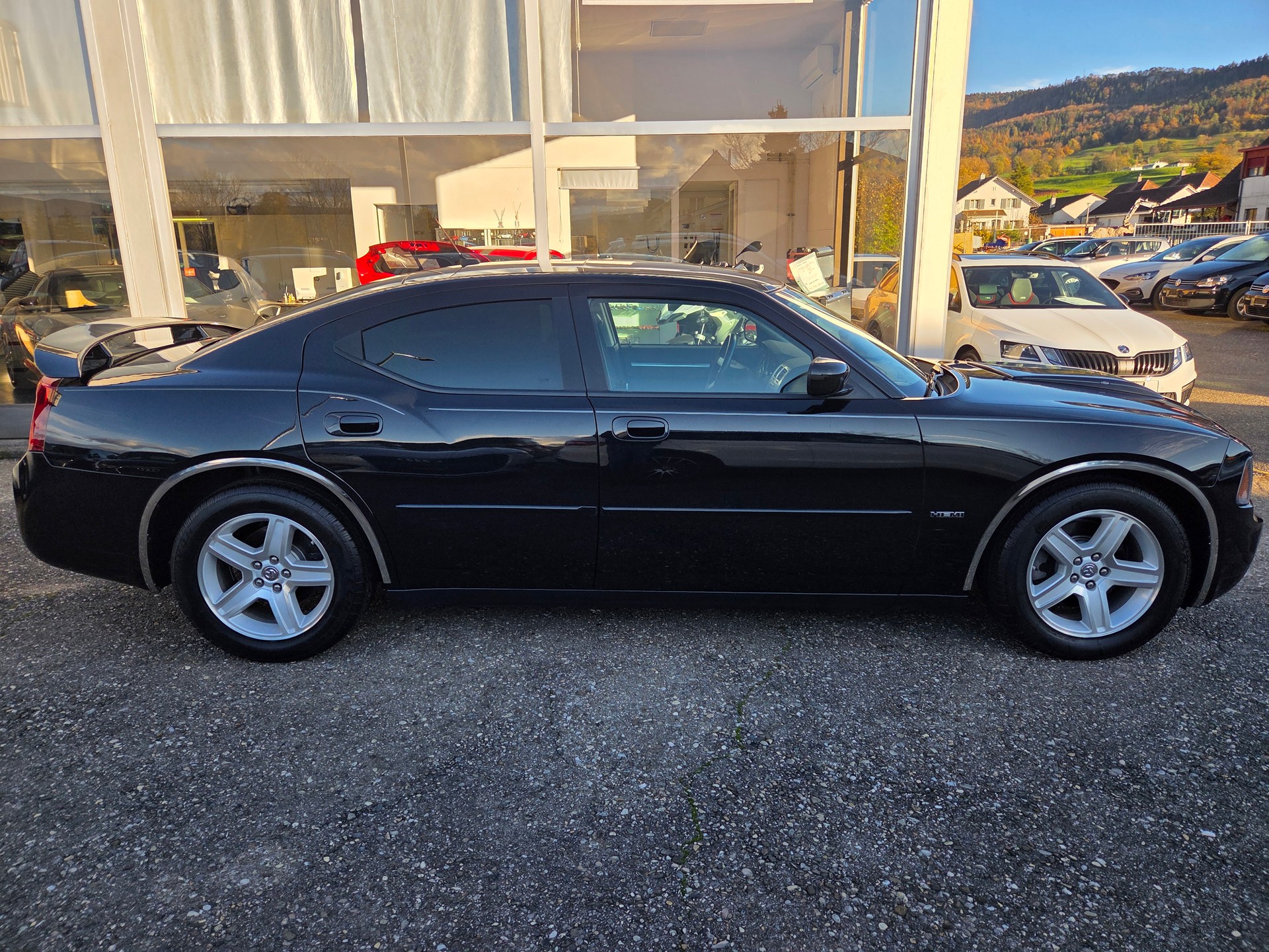 DODGE Charger R/T-image-6