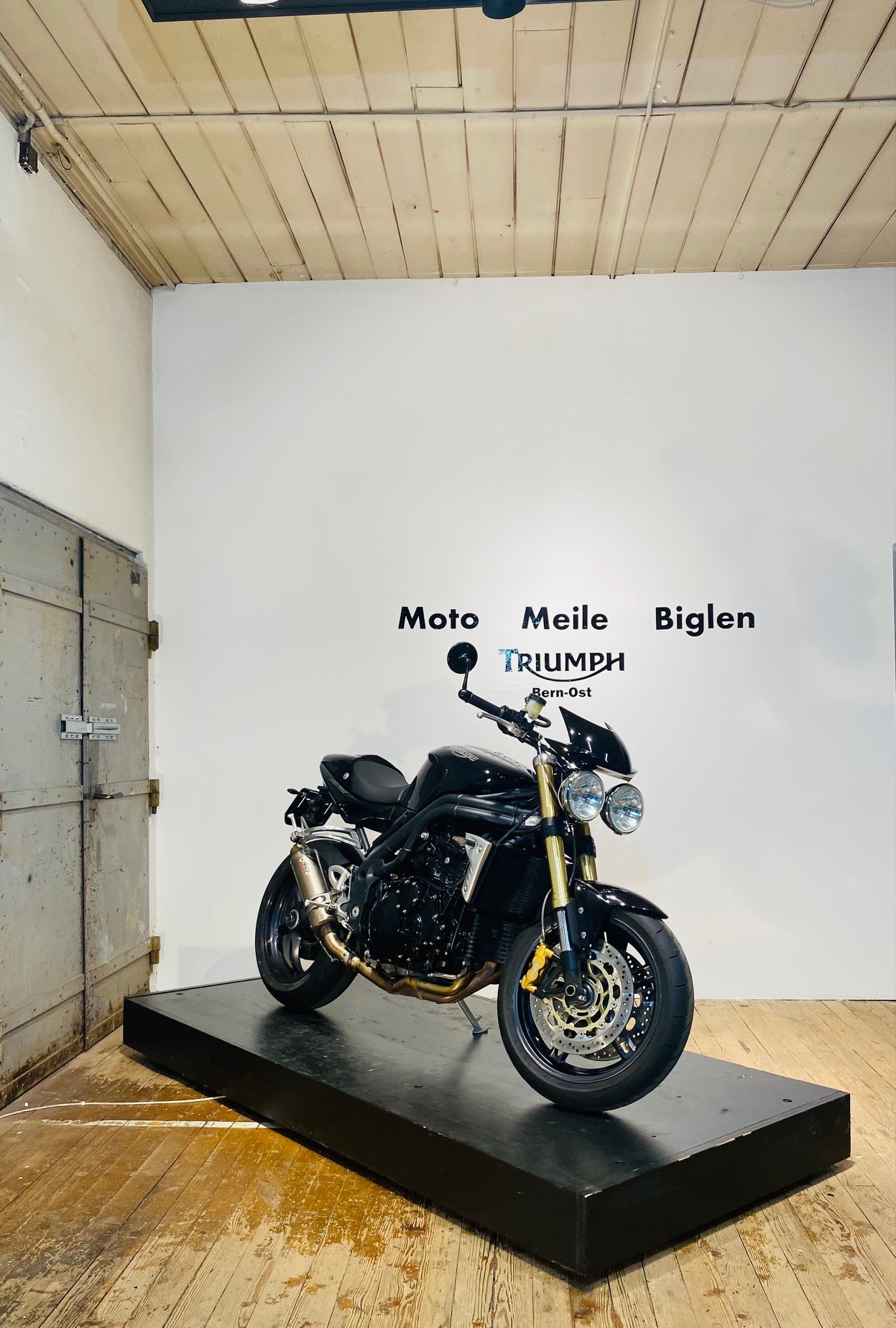 TRIUMPH Speed Triple 1050-image-2