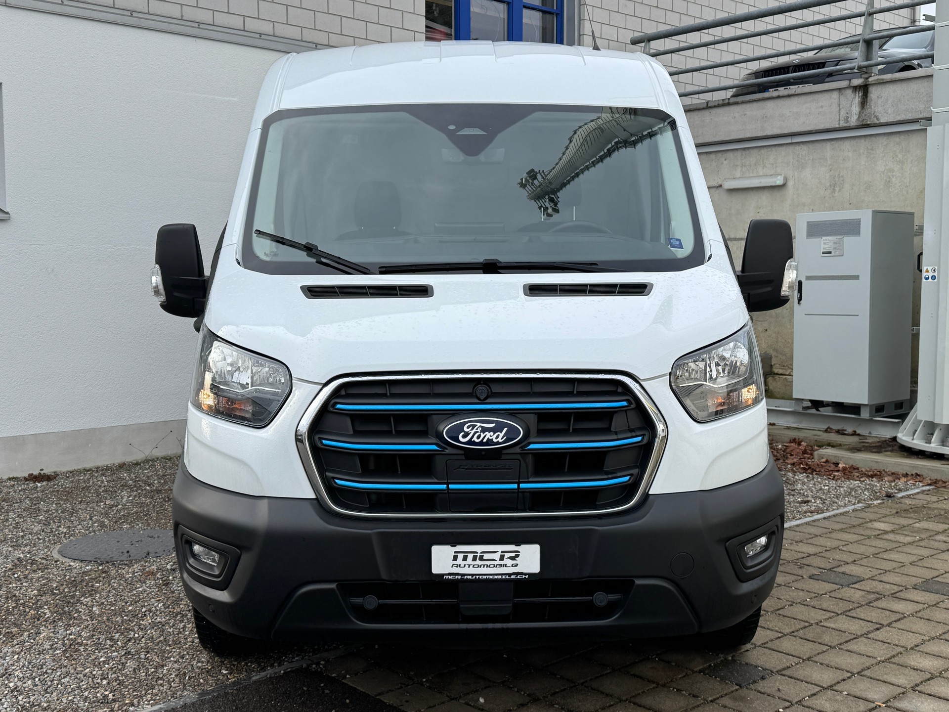 FORD E-Transit Van 390 L2H2 Trend RWD 68kWh 269PS🔝 3.9t / 1265kg Nutzlast-image-6