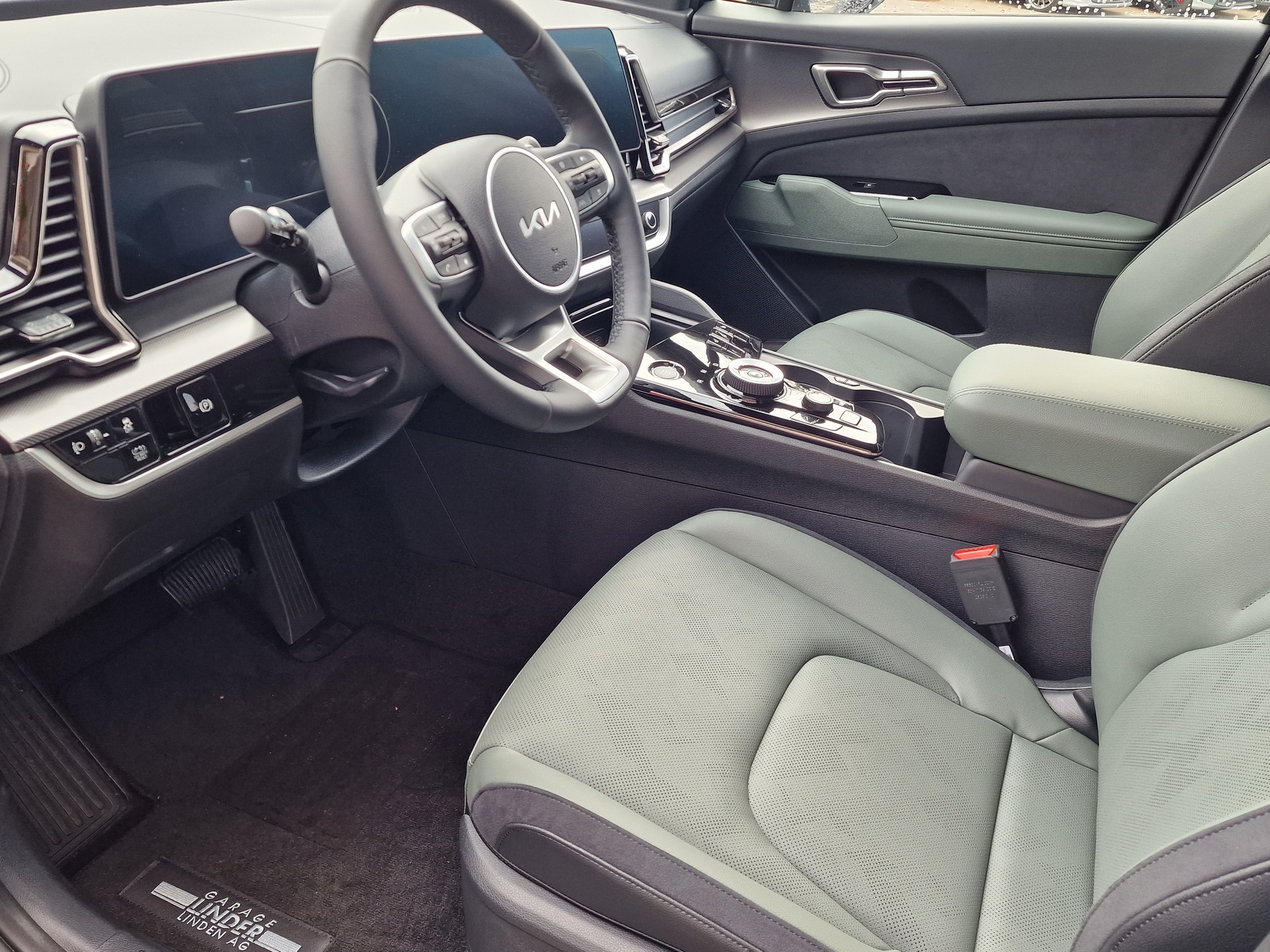 KIA Sportage 1.6T-GDi HEV Power Edition 4x4 A-image-7