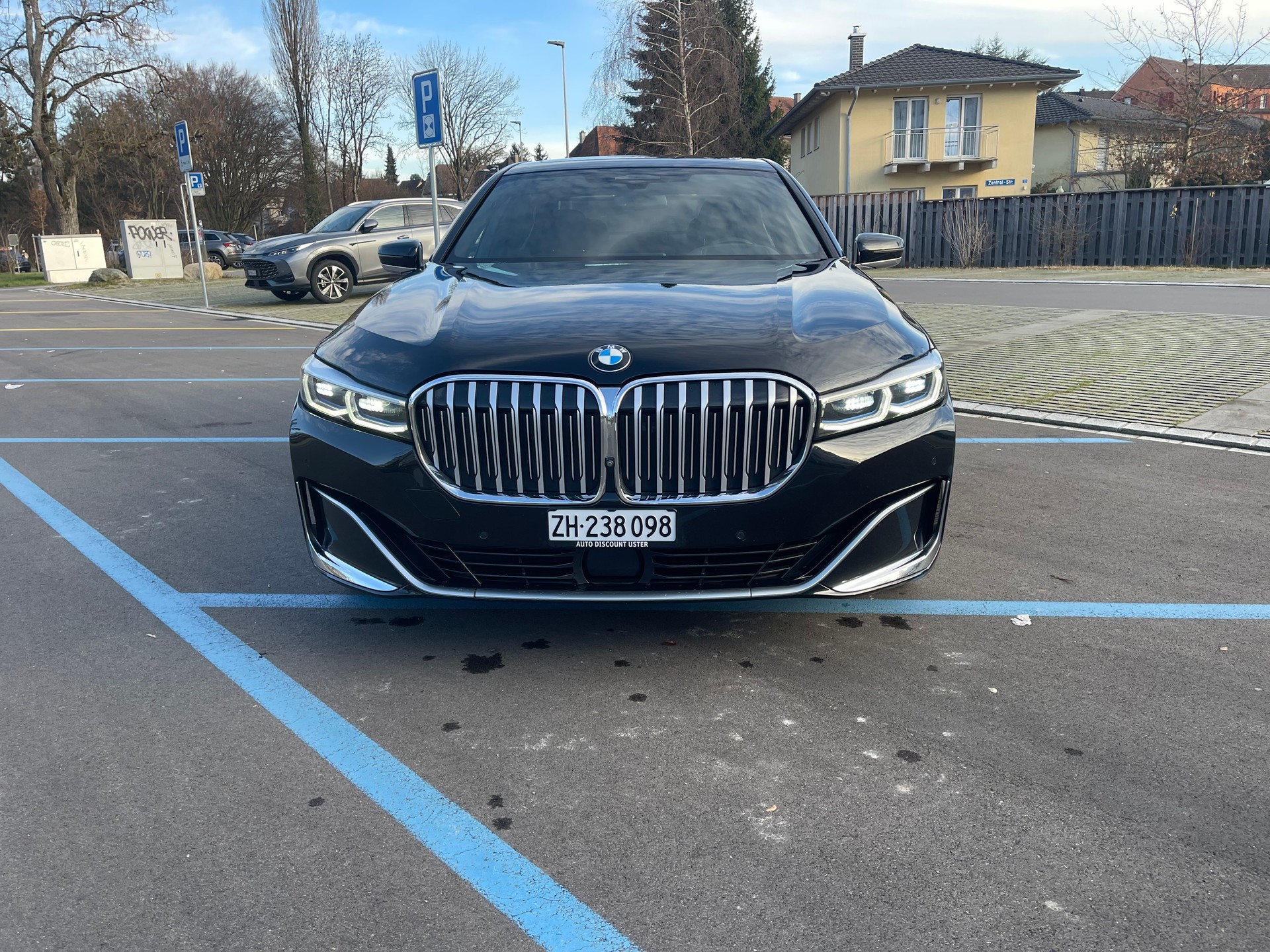 BMW 730d xDrive Steptronic-image-2