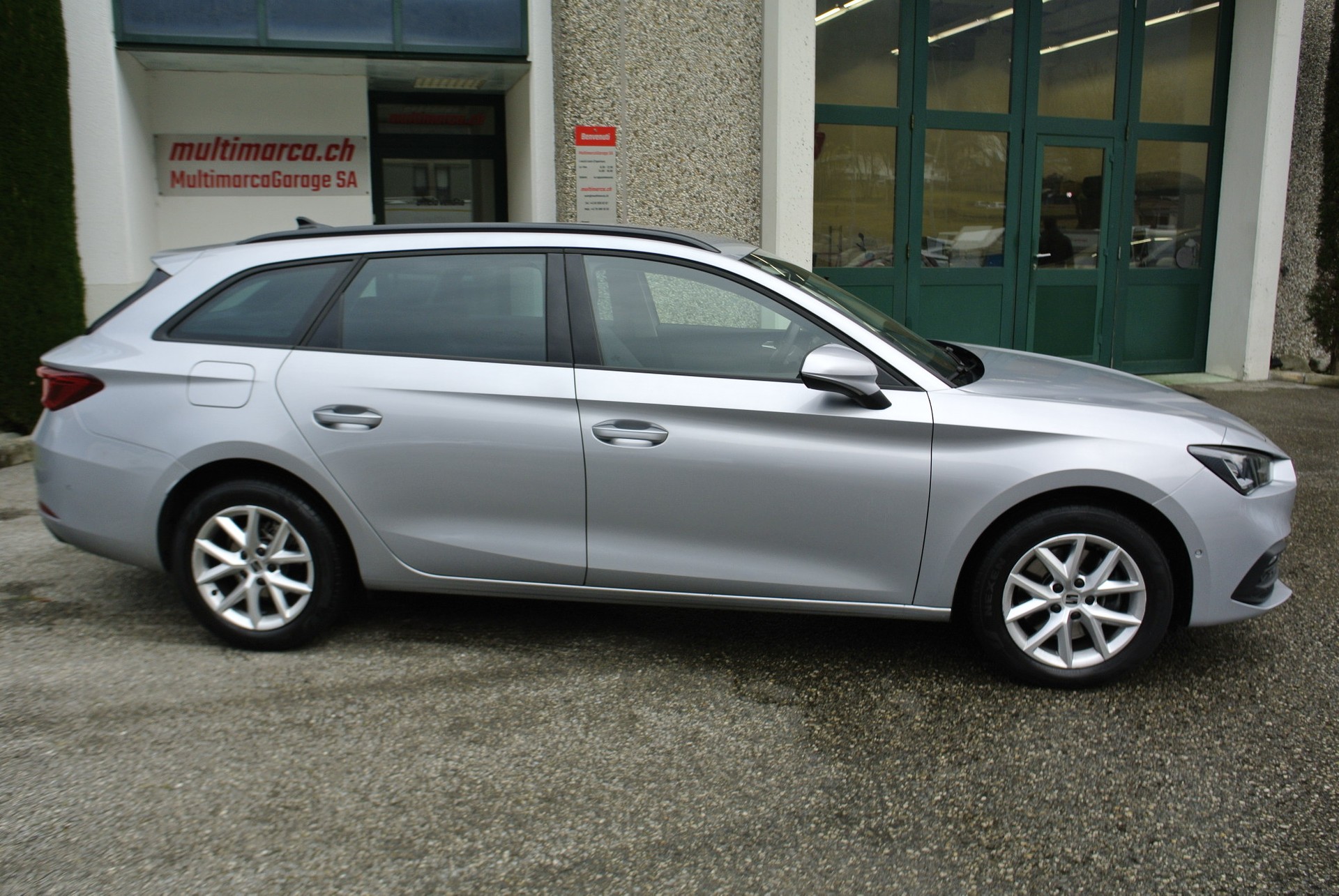 SEAT Leon ST 2.0 TDI EVO DSG Style-image-4