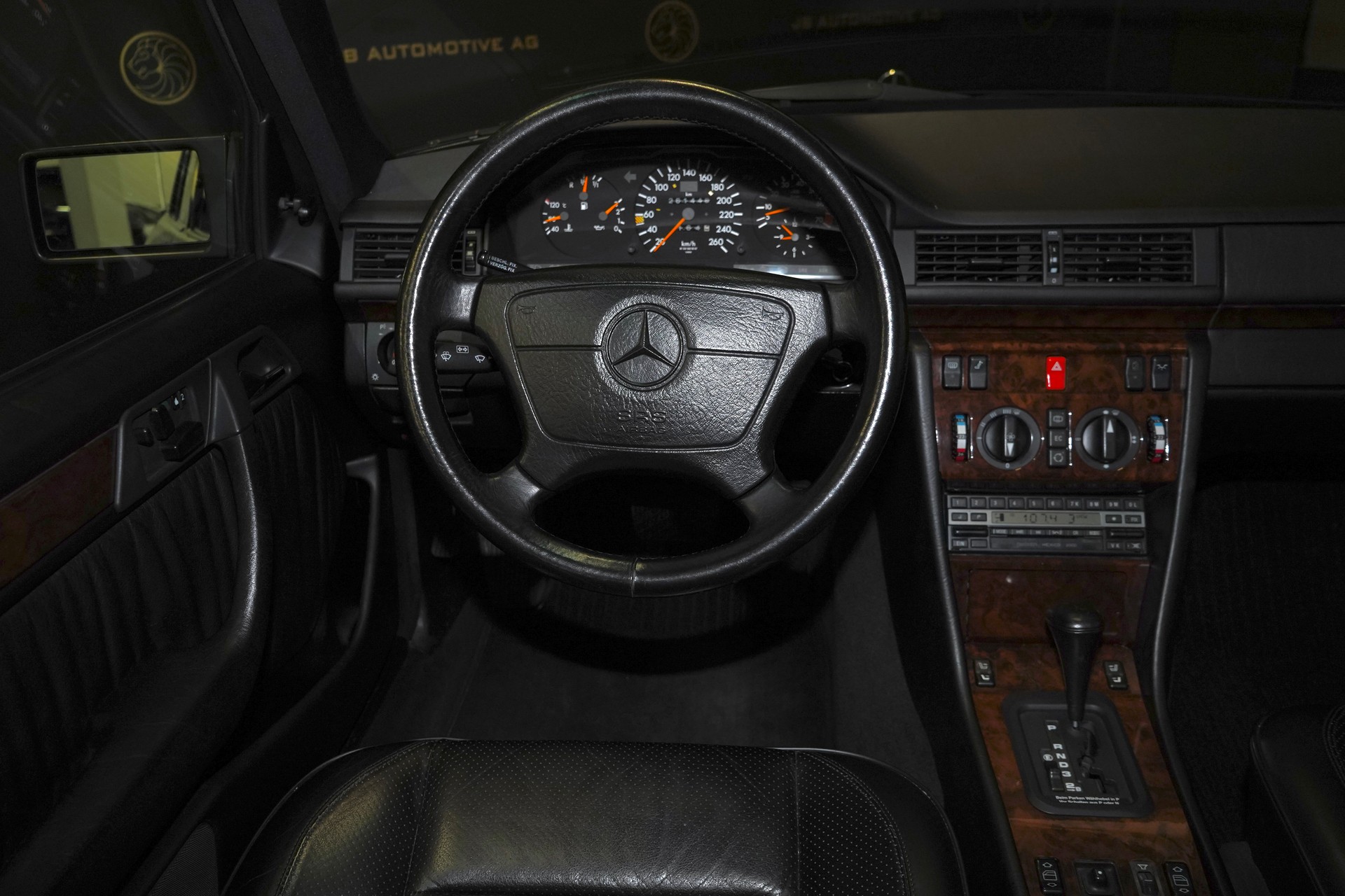 MERCEDES-BENZ 500 E Automatic-image-2