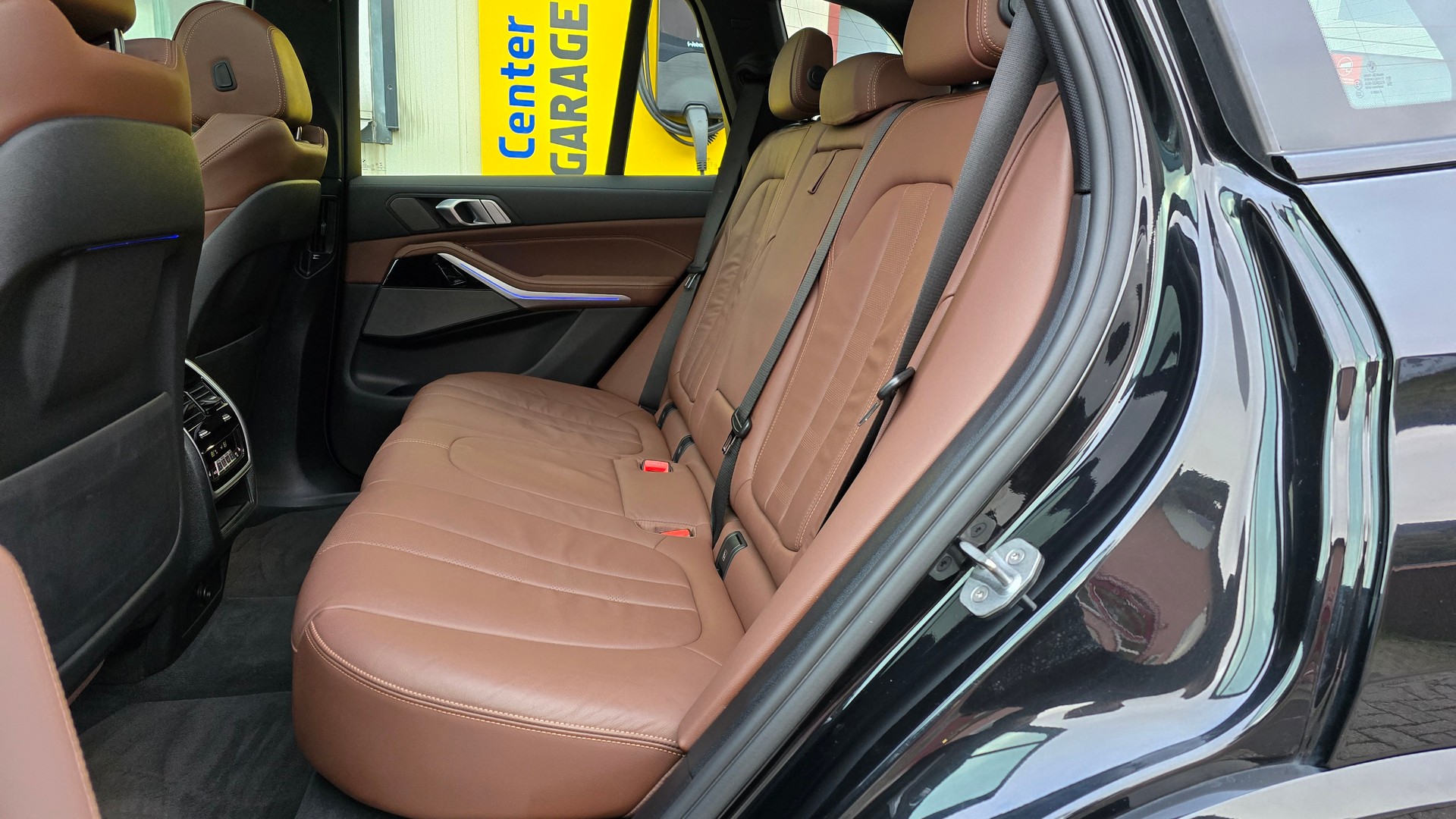 BMW X5 xDrive 30d Steptronic-image-14