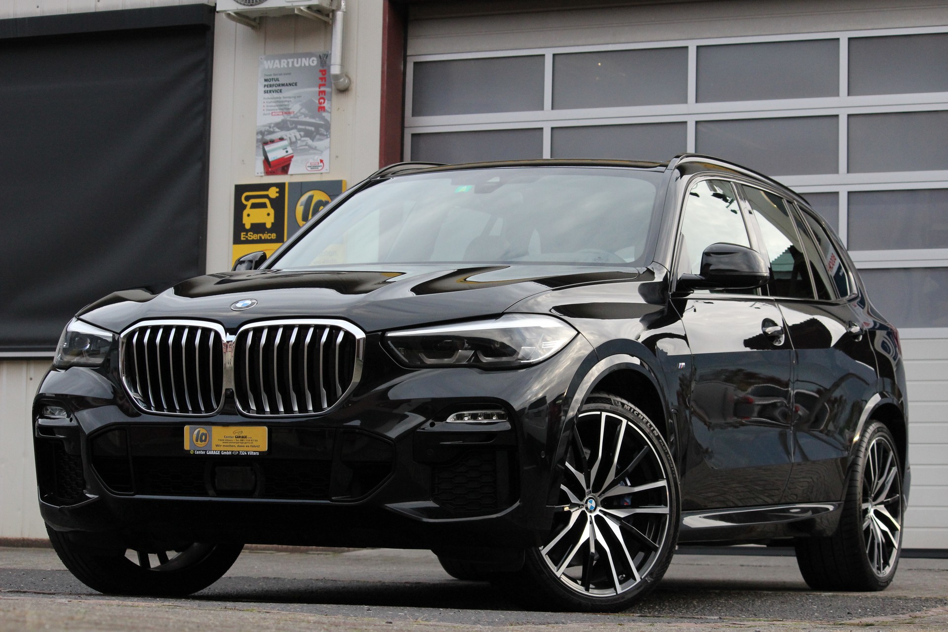 BMW X5 xDrive 30d Steptronic-showroom-element-1