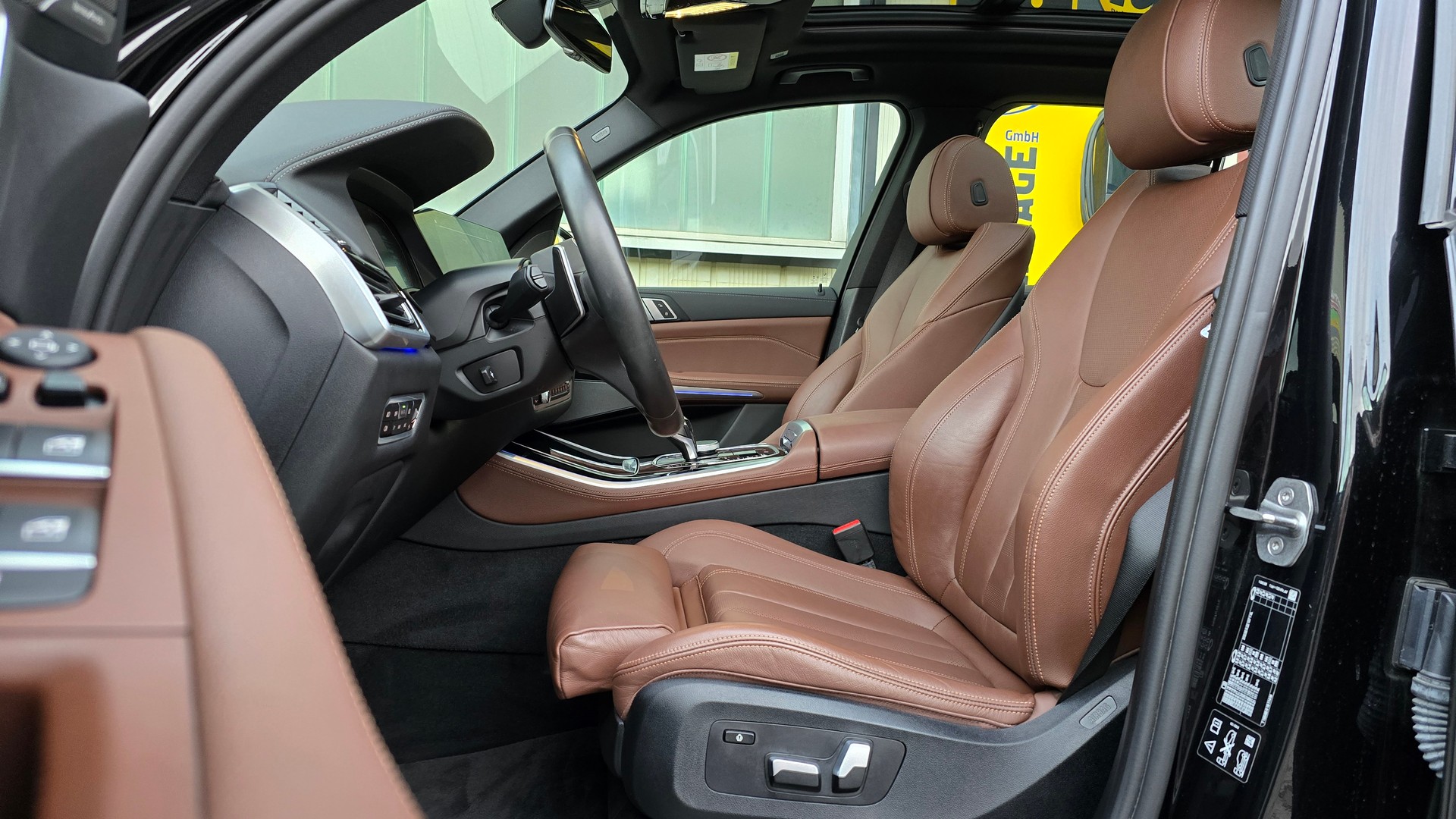 BMW X5 xDrive 30d Steptronic-image-17