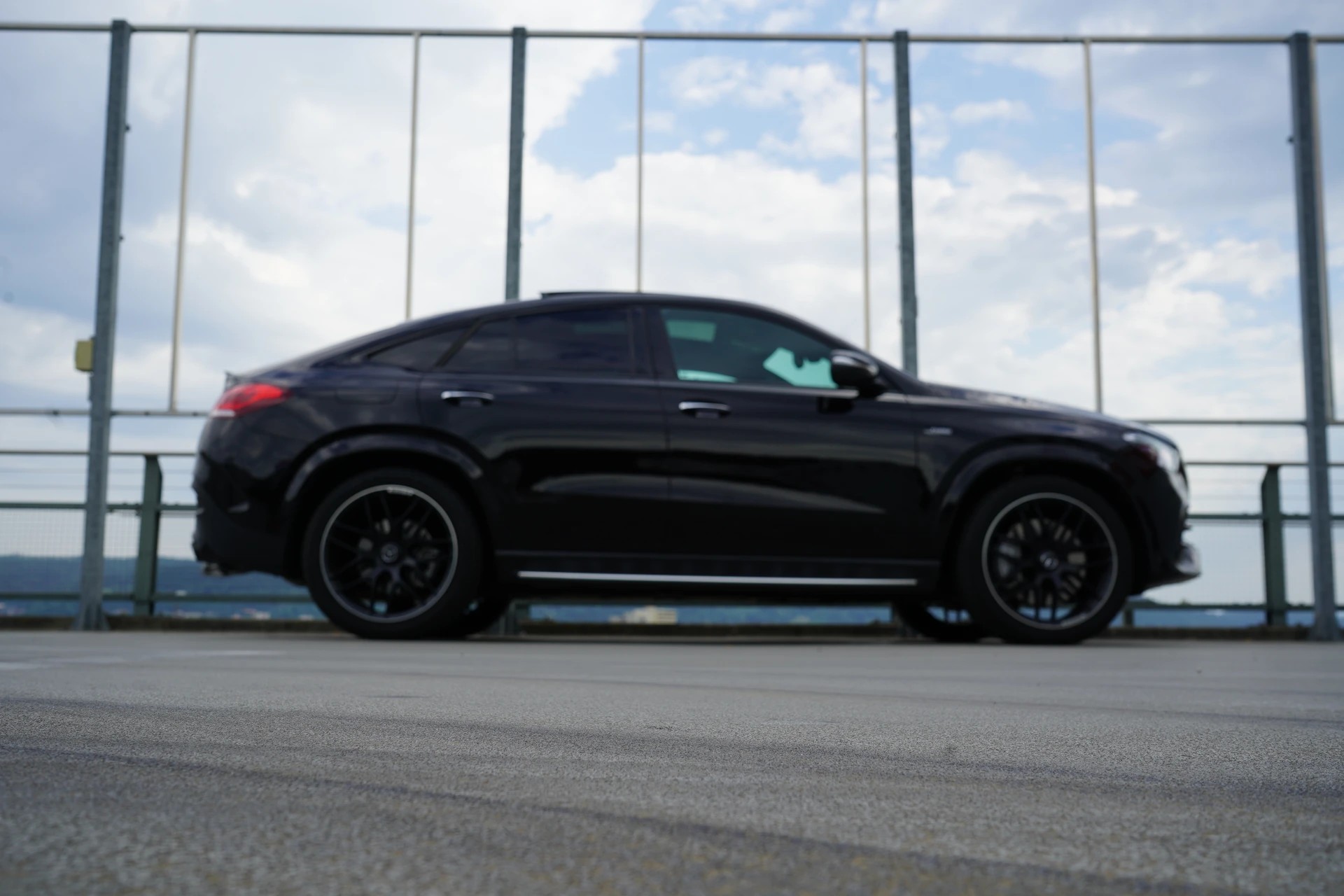 MERCEDES-BENZ GLE COUPÉ 53 AMG BLACK 4MATIC+ SPEEDSHIFT l 435 PS-showroom-element-2