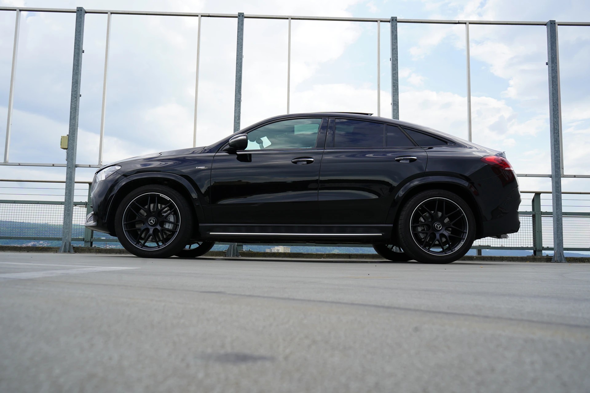 MERCEDES-BENZ GLE COUPÉ 53 AMG BLACK 4MATIC+ SPEEDSHIFT l 435 PS-showroom-element-3