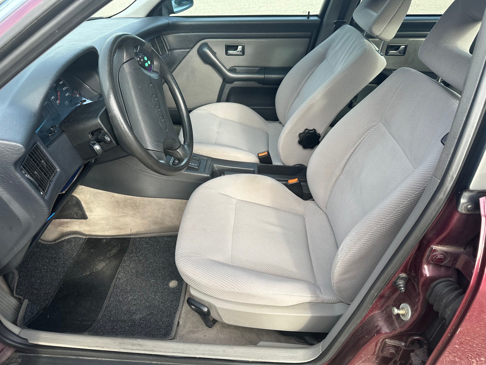AUDI 80 2.0 E Classic-image-10