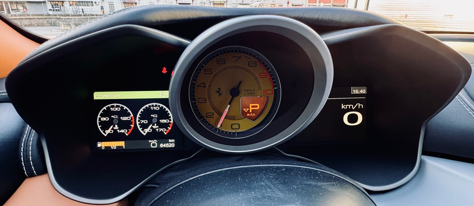 FERRARI FF-image-6
