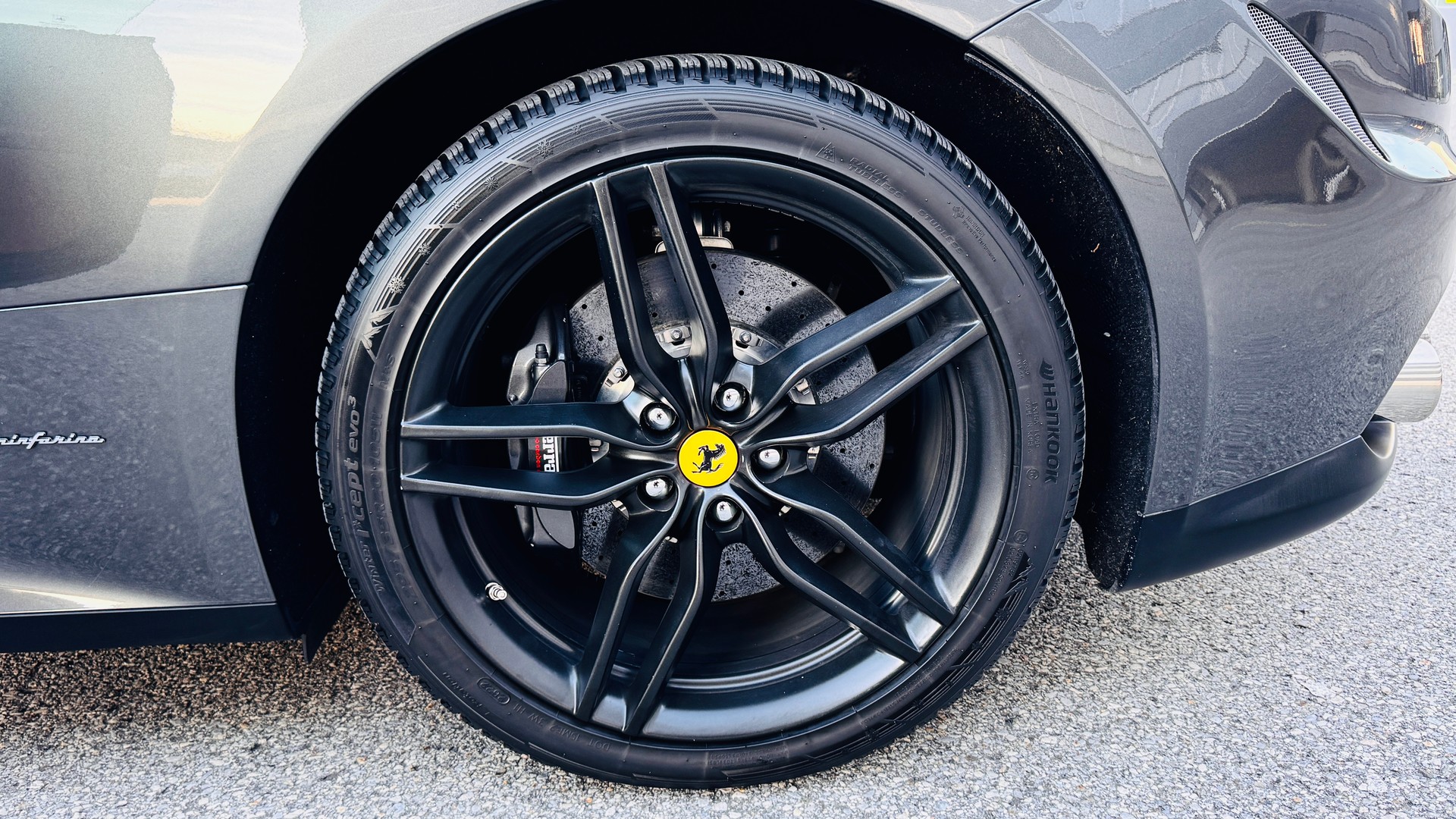 FERRARI FF-image-14