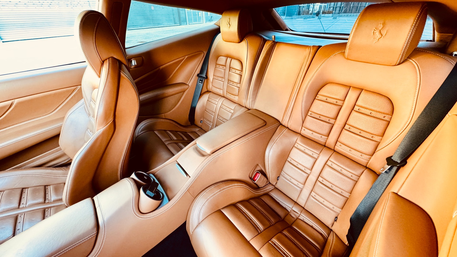 FERRARI FF-image-8