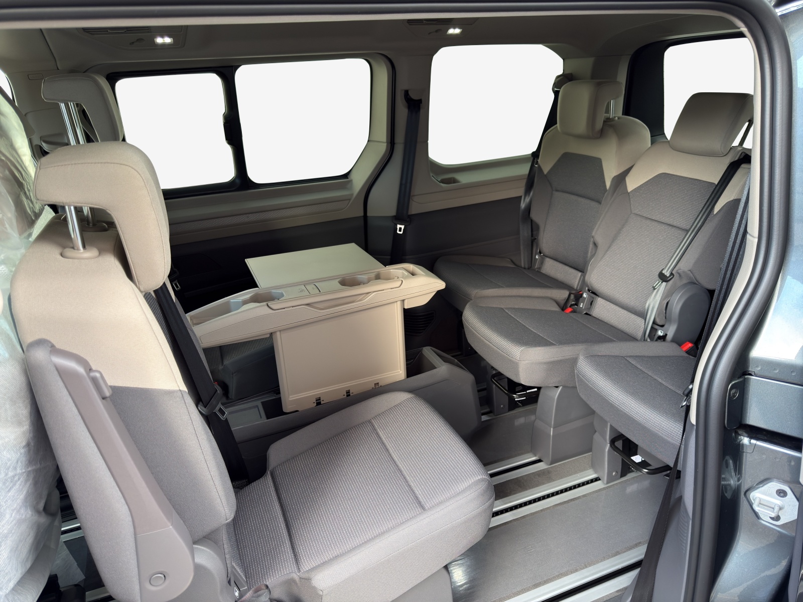 VW Multivan 2.0 TDI Liberty DSG-image-11
