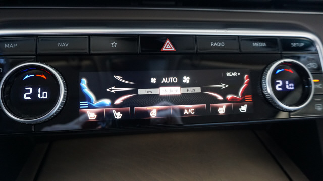 GENESIS GV80 3.0 D Luxus 7 S AWD-image-12