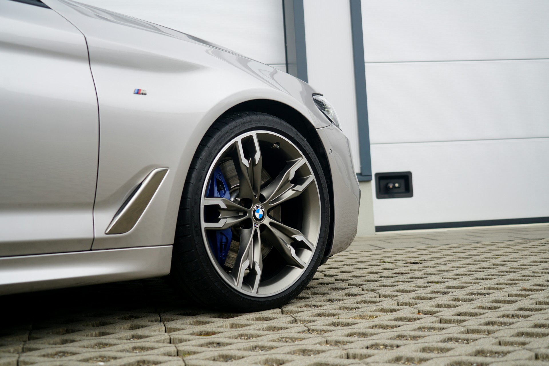 BMW M550d xDrive Steptronic (CH)-image-13
