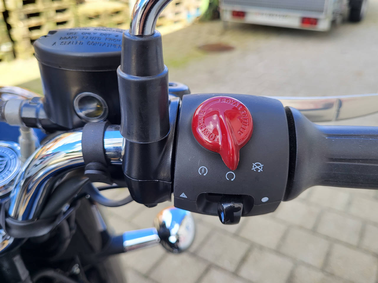 ROYAL ENFIELD Bullet 350-image-7