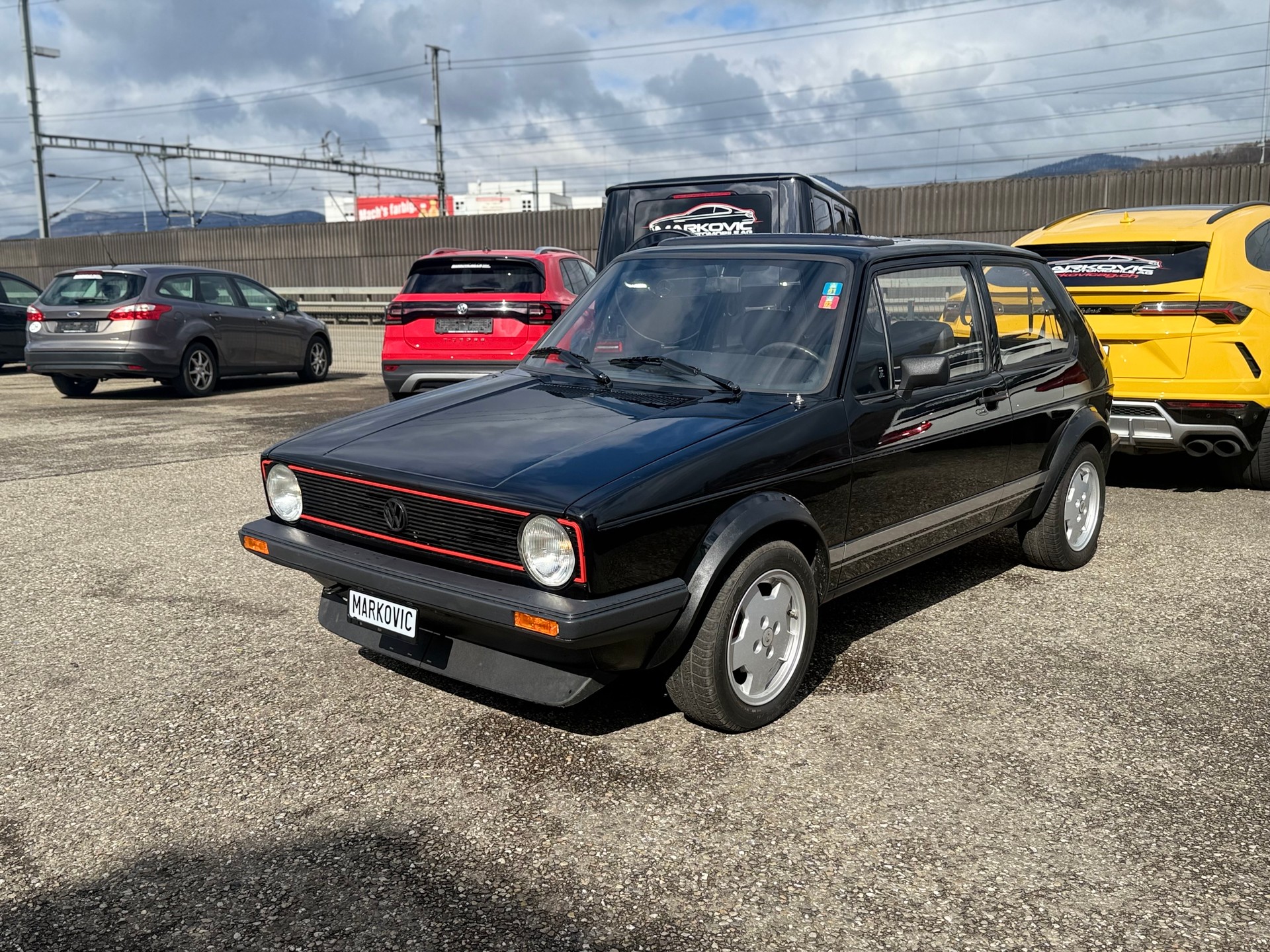 VW Golf 1800 GTI-image-3