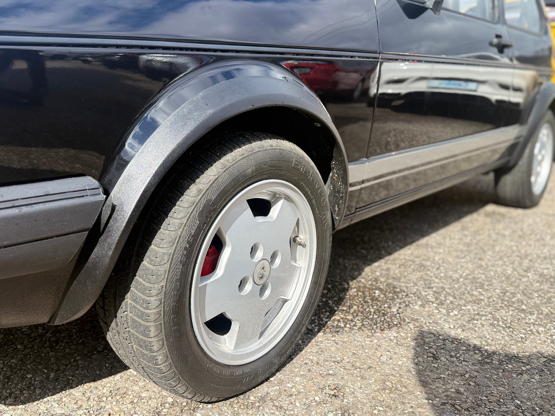 VW Golf 1800 GTI-image-5