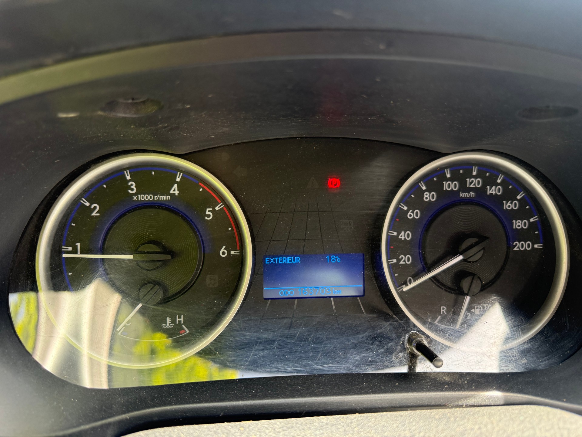 TOYOTA Hilux 2.4D-4D Luna Double Cab 4x4-image-9