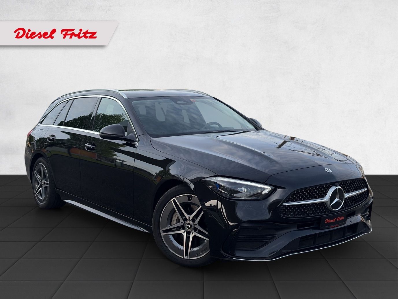 MERCEDES-BENZ C 300 d AMG Line-image-6