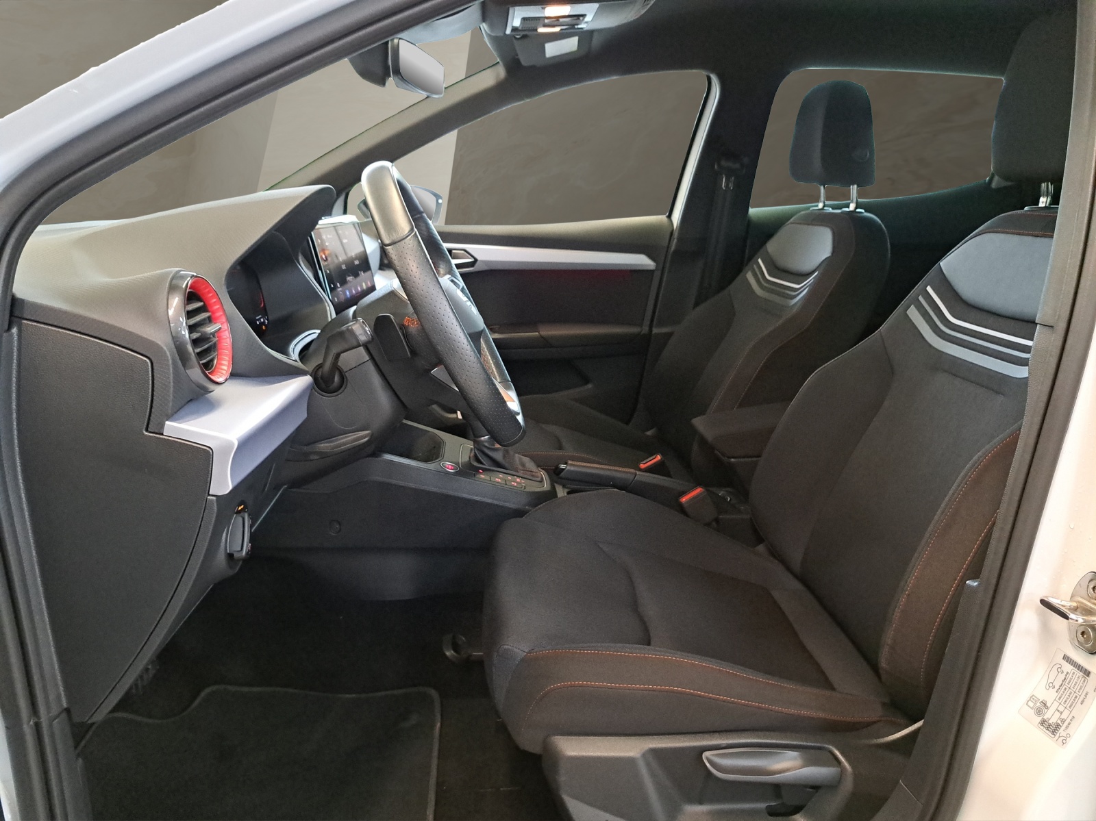 SEAT Ibiza 1.0 TSI 110 FR DSG-image-9