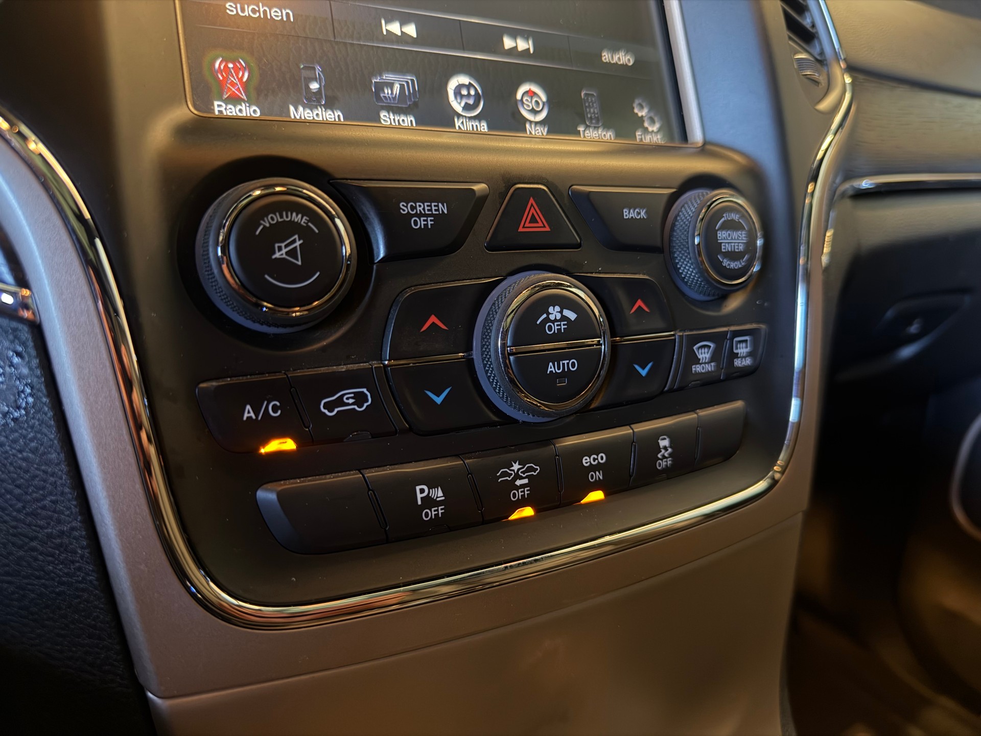 JEEP Grand Cherokee 3.0 CRD 250 Summit-image-18