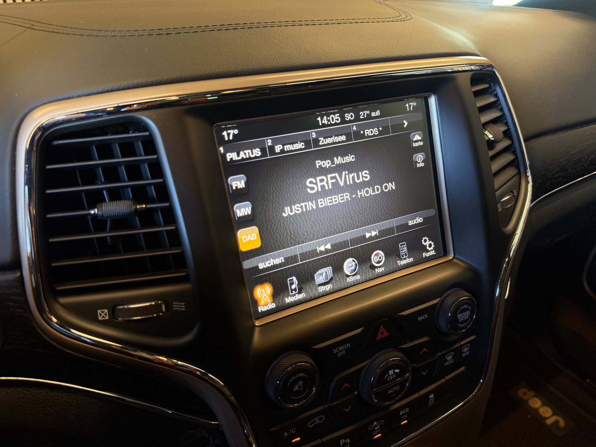 JEEP Grand Cherokee 3.0 CRD 250 Summit-image-23