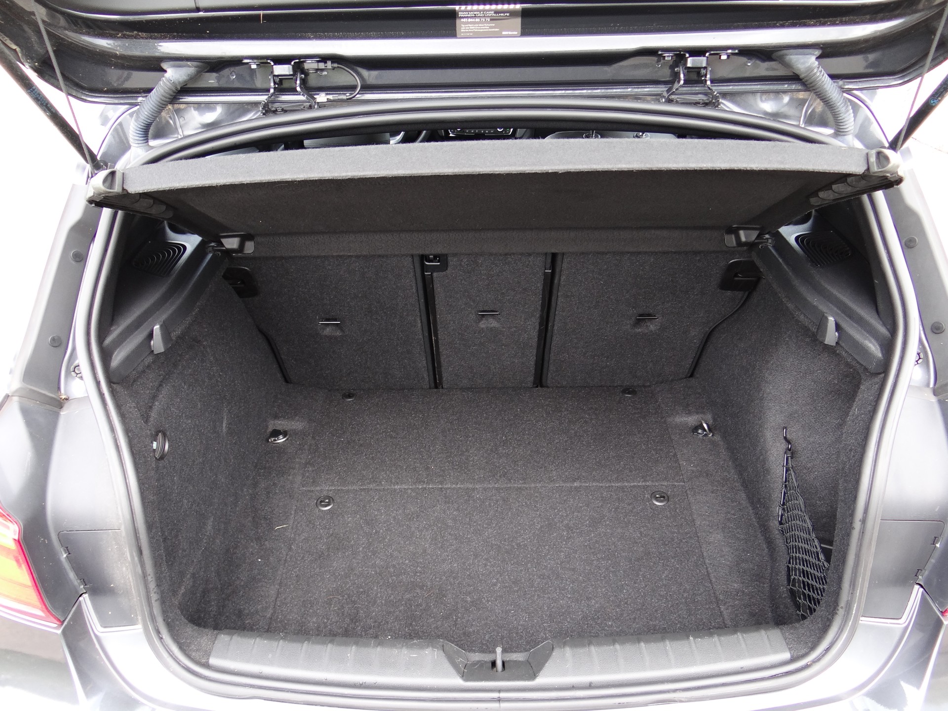 BMW 120d xDrive Sport Line Steptronic-image-11