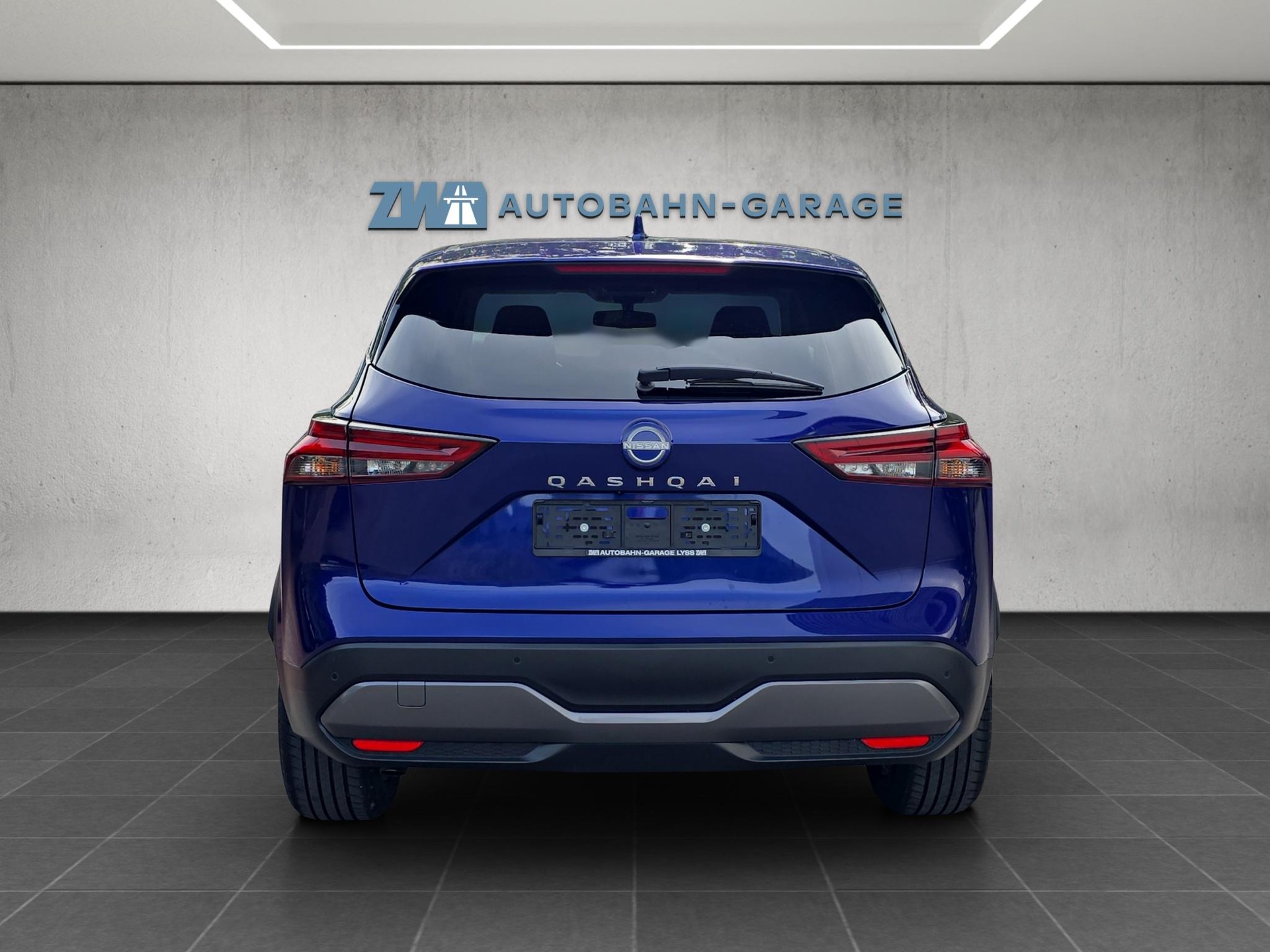 NISSAN Qashqai 1.3 DIG-T N-Connecta 4x4-image-3