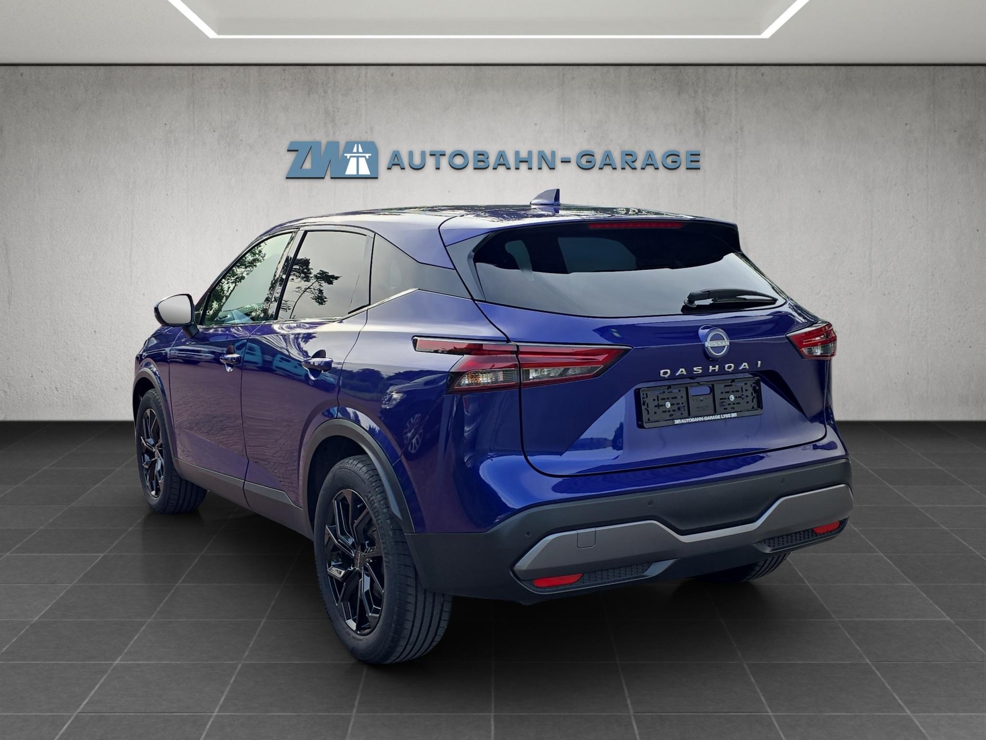 NISSAN Qashqai 1.3 DIG-T N-Connecta 4x4-image-2