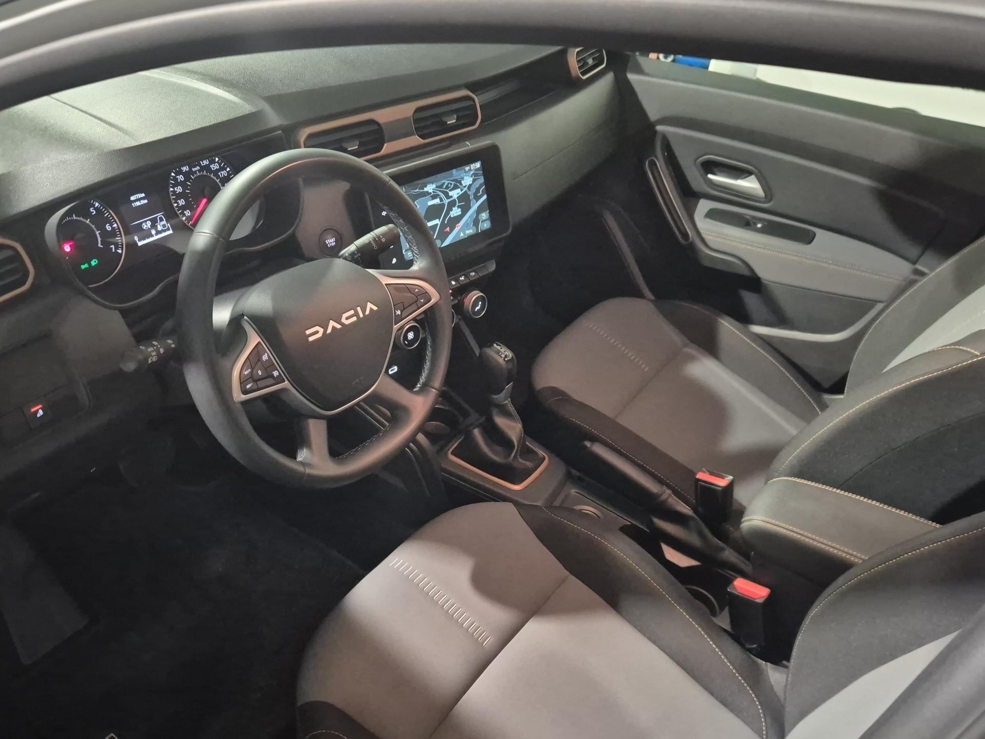 DACIA Duster TCe 150 Extreme EDC 4x2-image-22