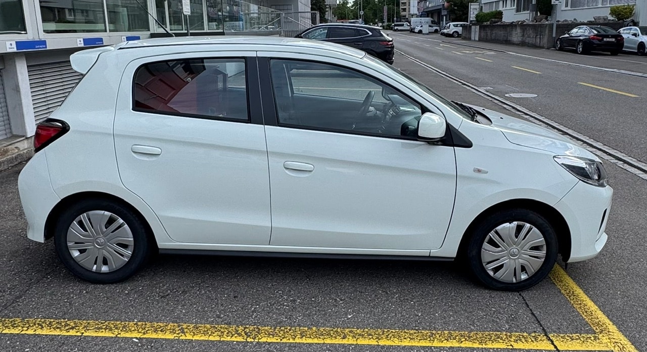MITSUBISHI Space Star 1.2 CVT Inform-showroom-element-3