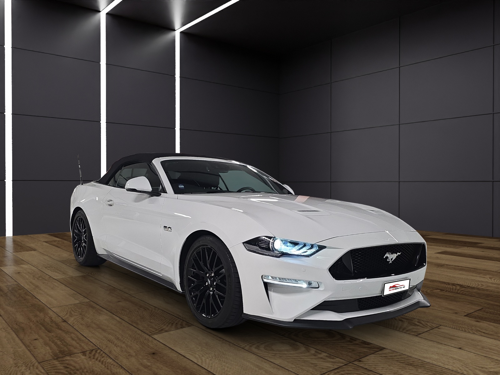FORD Mustang Convertible 5.0 V8 GT Automat-showroom-element-1