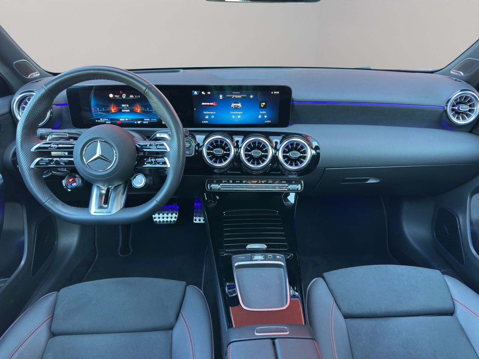 MERCEDES-BENZ A35AMG 4Matic 8G-DCT *CH-Wagen*-image-10
