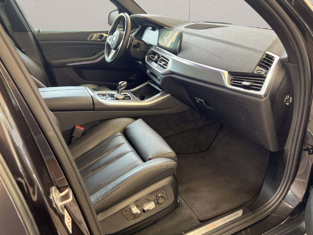 BMW X5 45e xDrive SAG-image-11