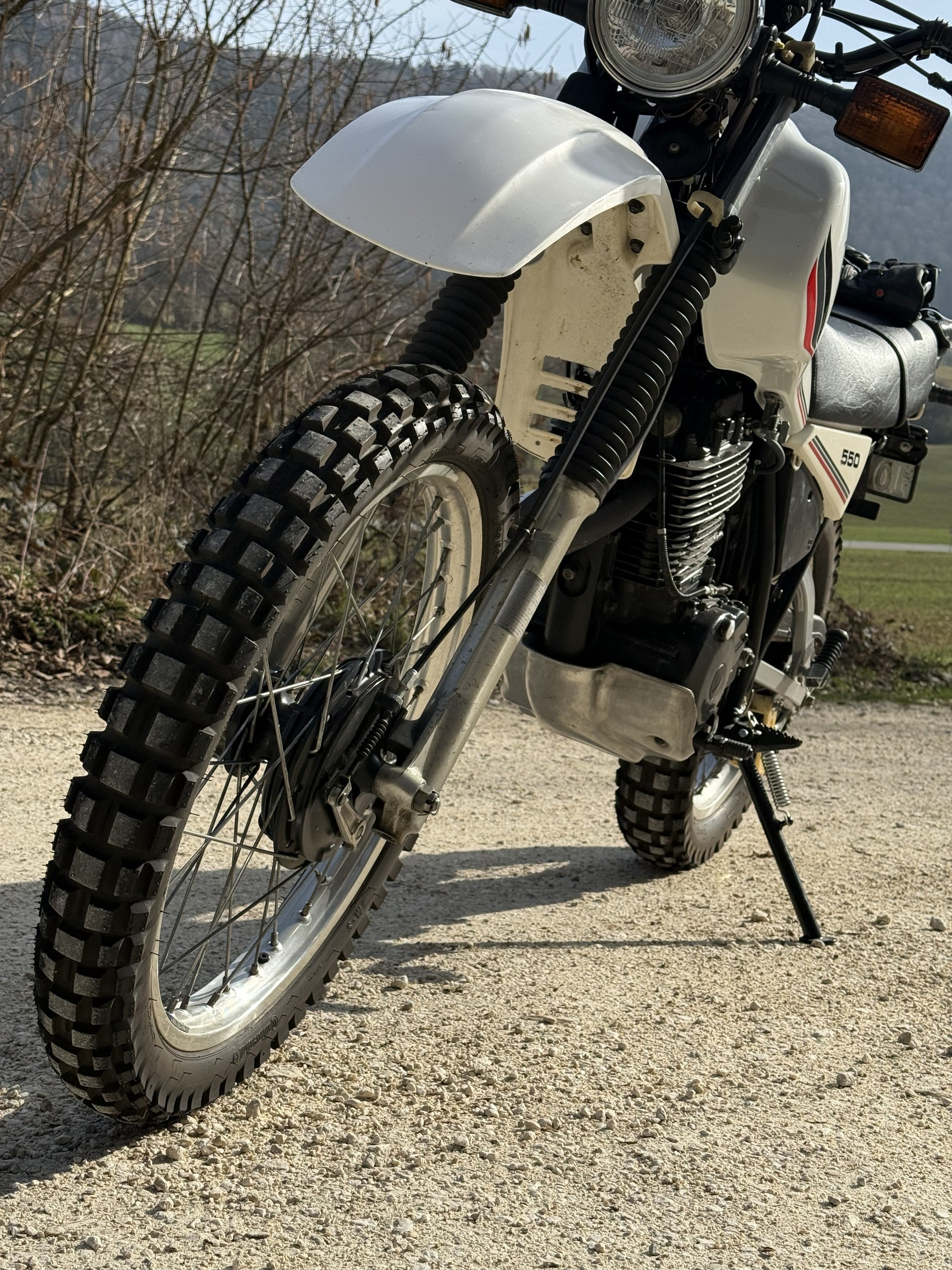 YAMAHA XT 550-image-11