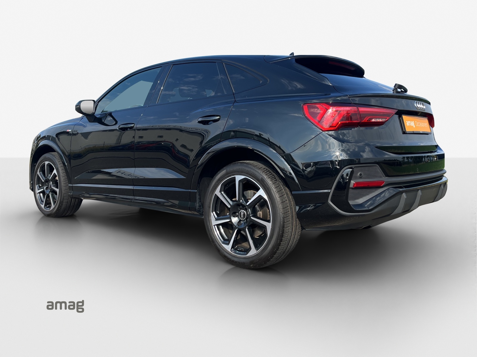 AUDI Q3 Sportback 40 TDI S line Attraction quattro S-tronic-showroom-element-2