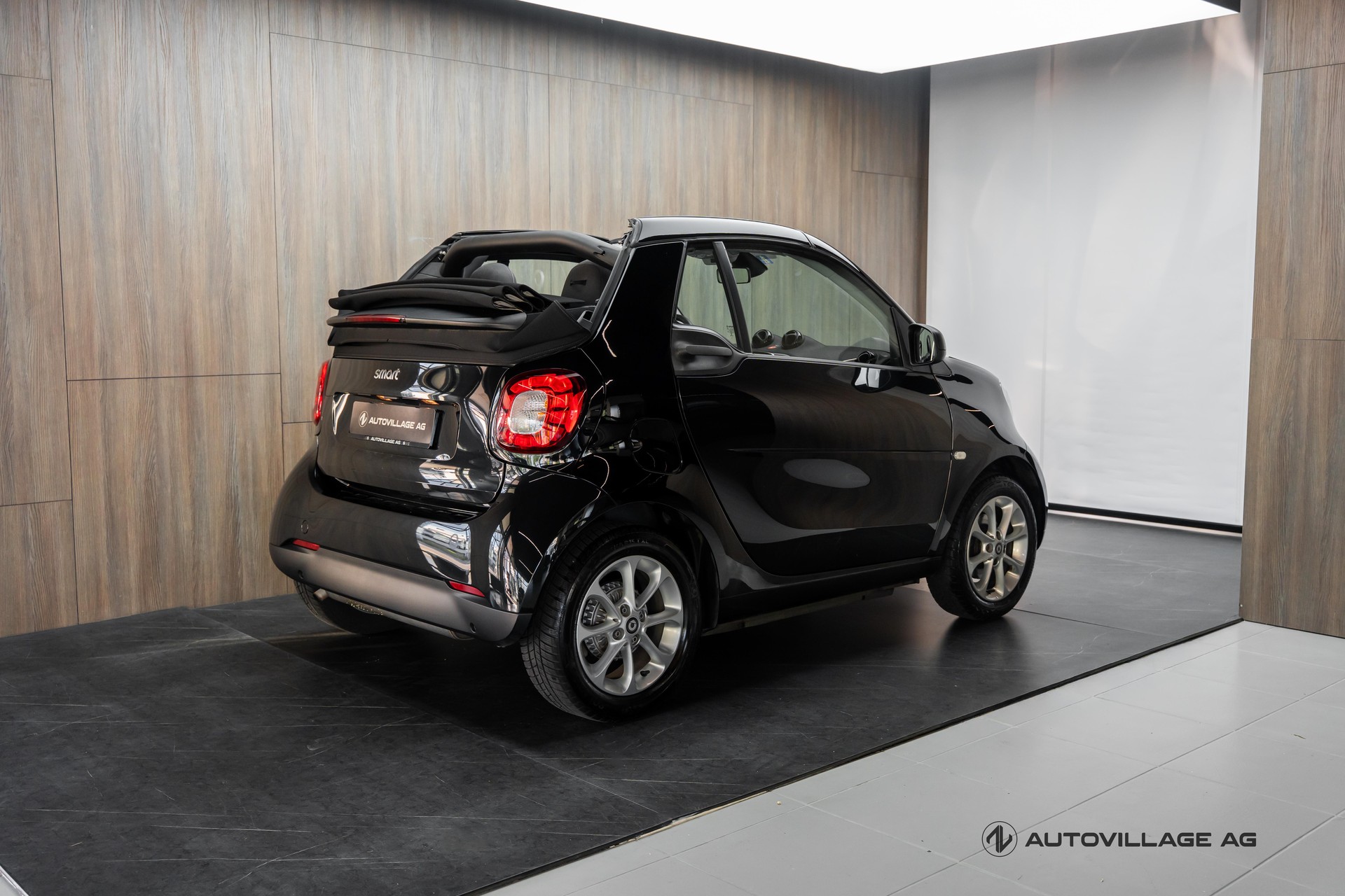 SMART fortwo passion twinmatic-showroom-element-1