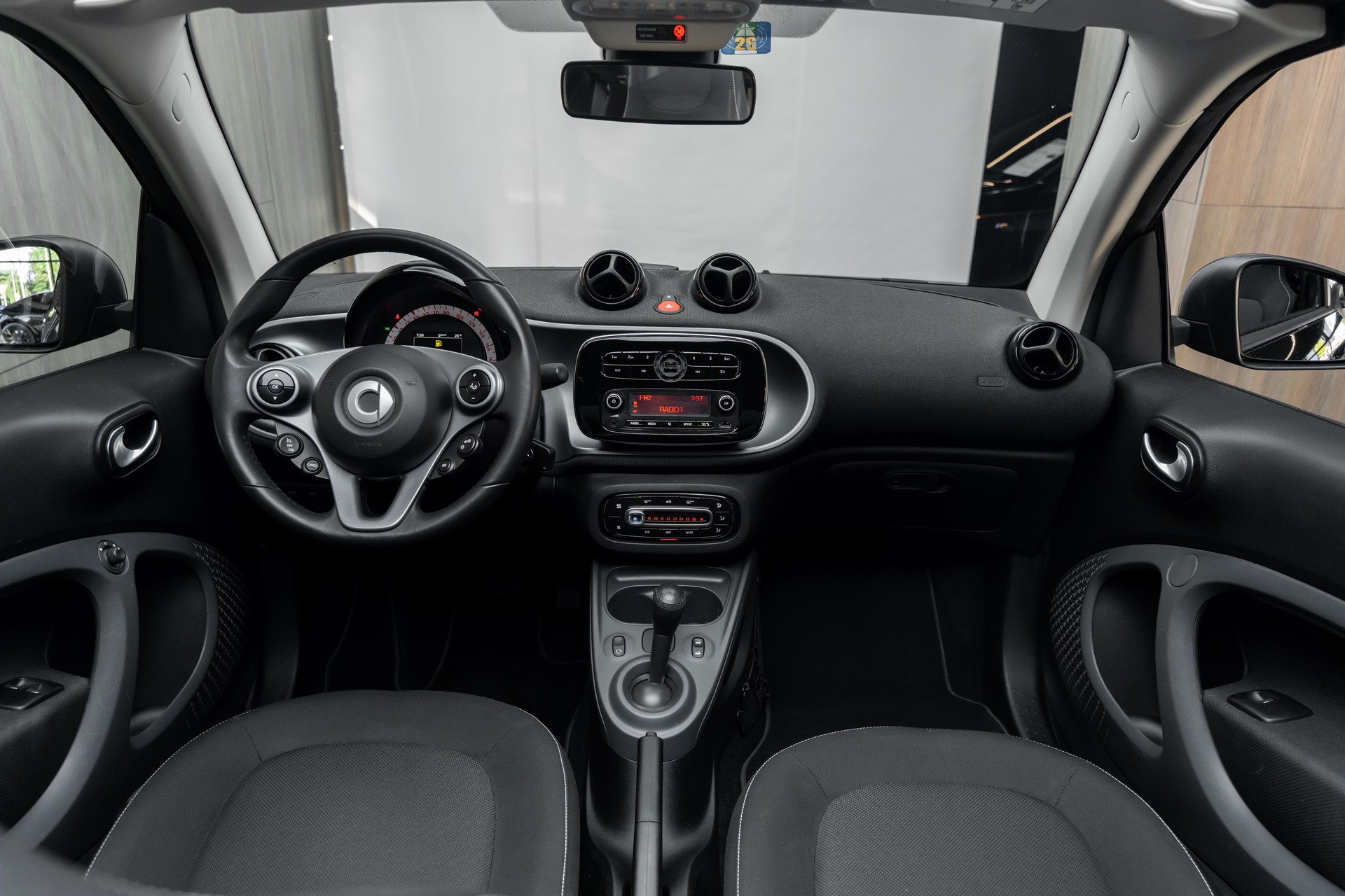 SMART fortwo passion twinmatic-showroom-element-2
